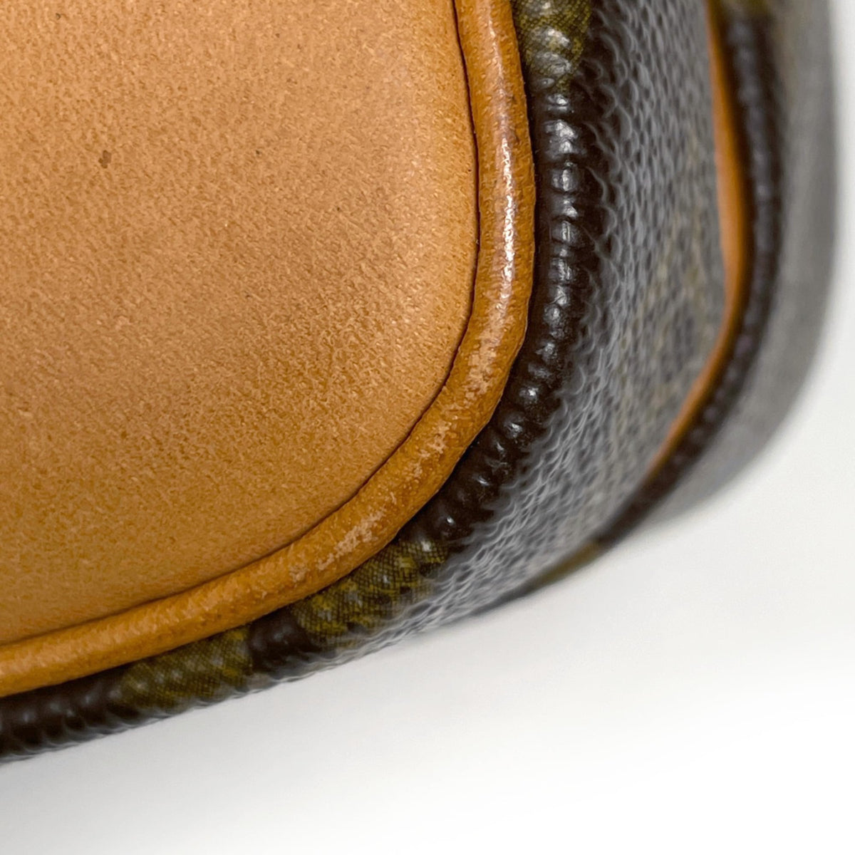 Louis Vuitton Brown Monogram Shoulder Bag (Pre-Owned)