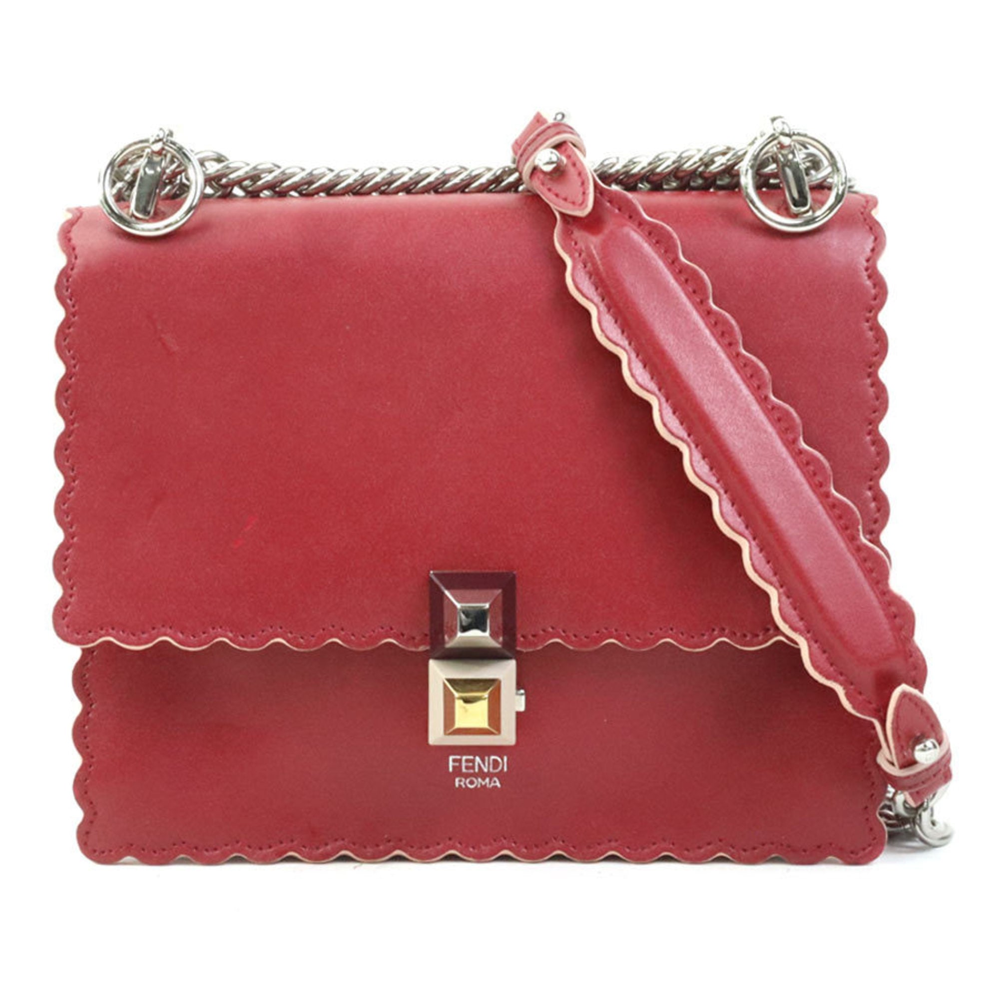 Fendi Red Color Leather Shoulder Bag (Pre-Owned)