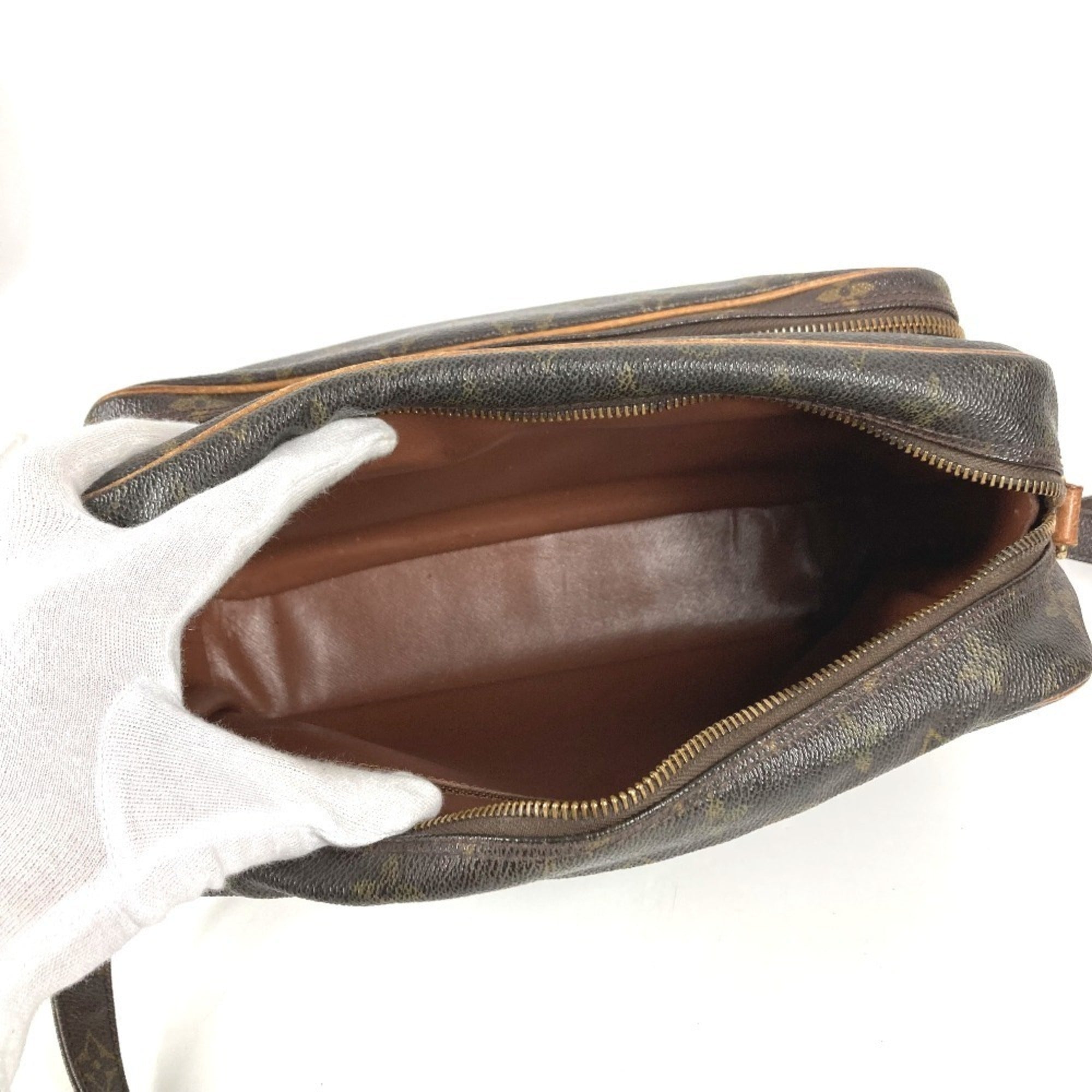 Louis Vuitton Brown Monogram Monogram Canvas Shoulder Bag (Pre-Owned)