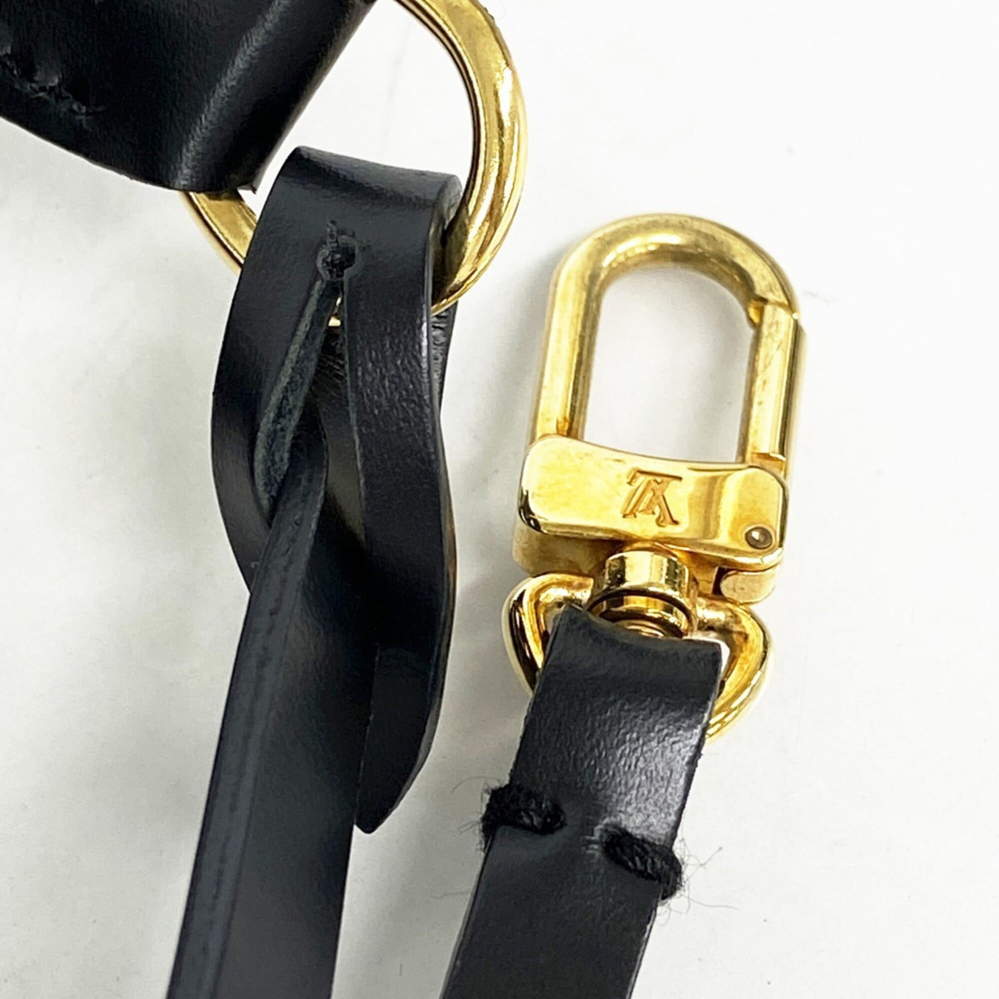 Louis Vuitton Noir Pouch (Pre-Owned)