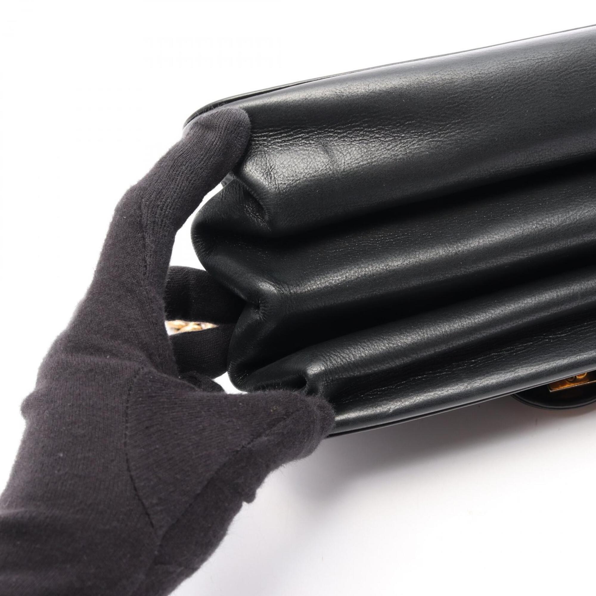 Chanel Black Leather Handbag Shoulder Bag (Pre-Owned)