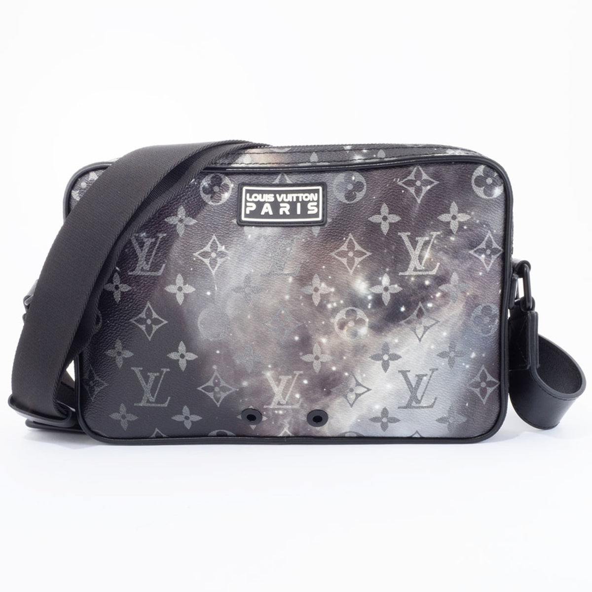 Louis Vuitton Canvas Shoulder Bag (Pre-Owned)