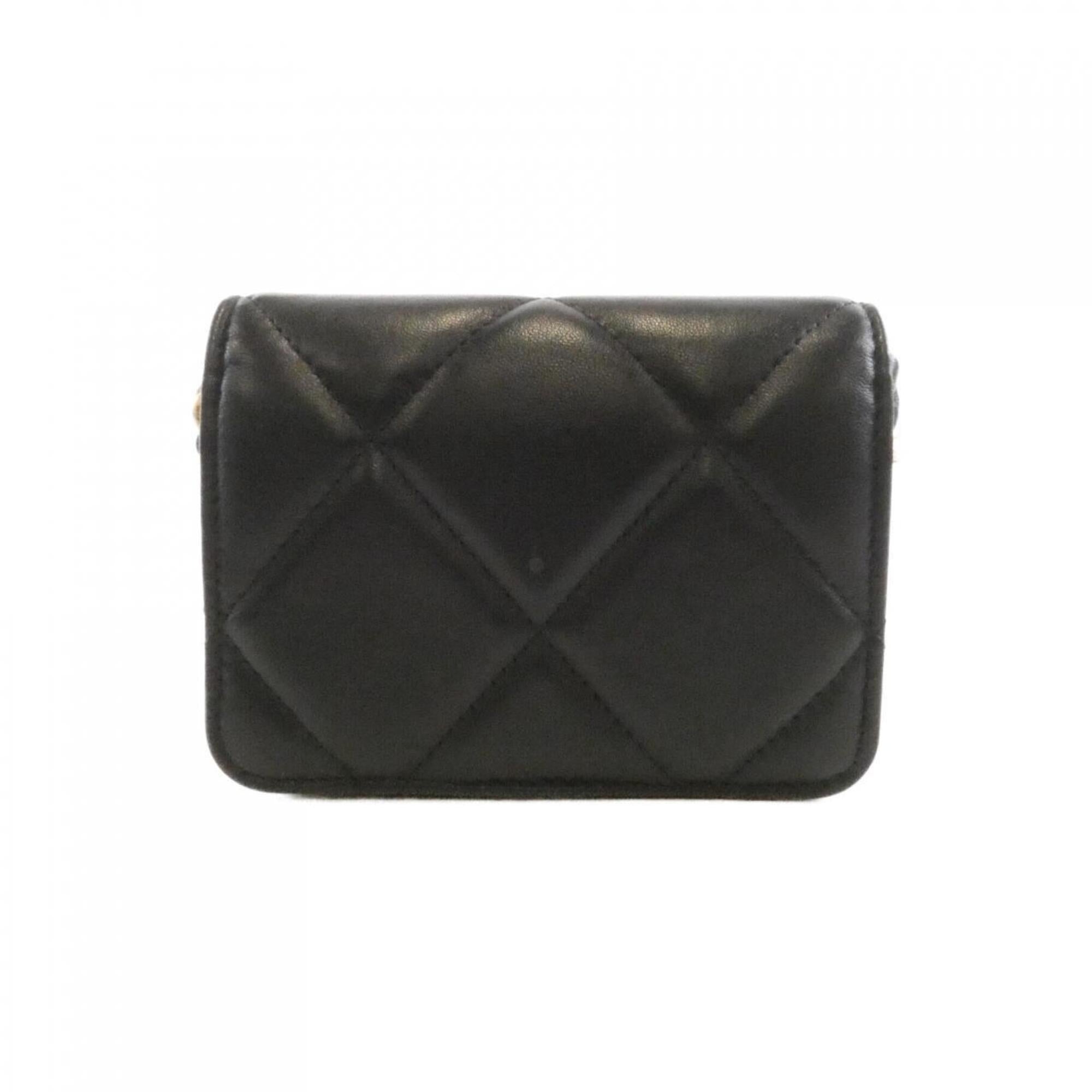 Chanel Black Leather Fanny Pack (Pre-Owned)