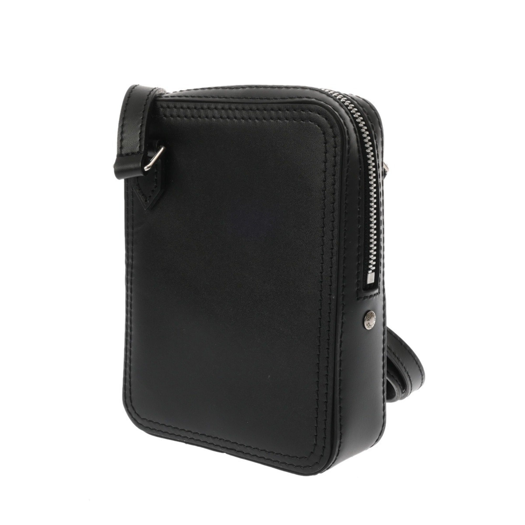 Louis Vuitton Black Leather Shoulder Bag
