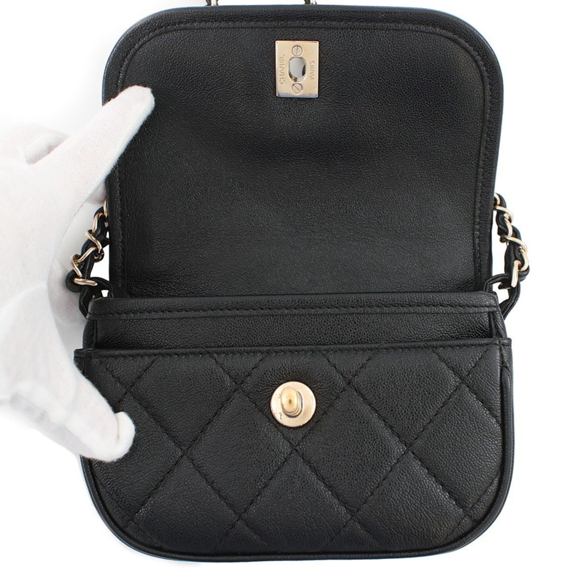 Chanel Black Leather Handbag Shoulder Bag (Pre-Owned)