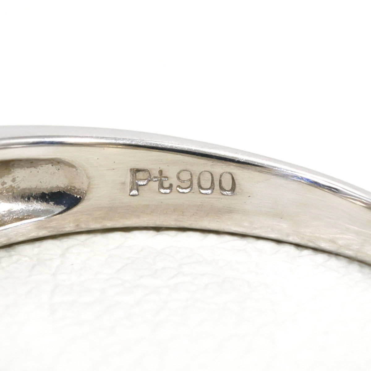 Unbranded Platinum Platinum 900 Band Ring (Pre-Owned)