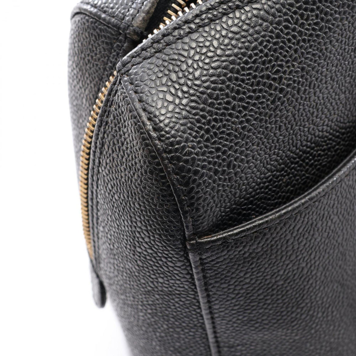 Chanel Black Grained Calfskin Handbag Shoulder Bag (Pre-Owned)