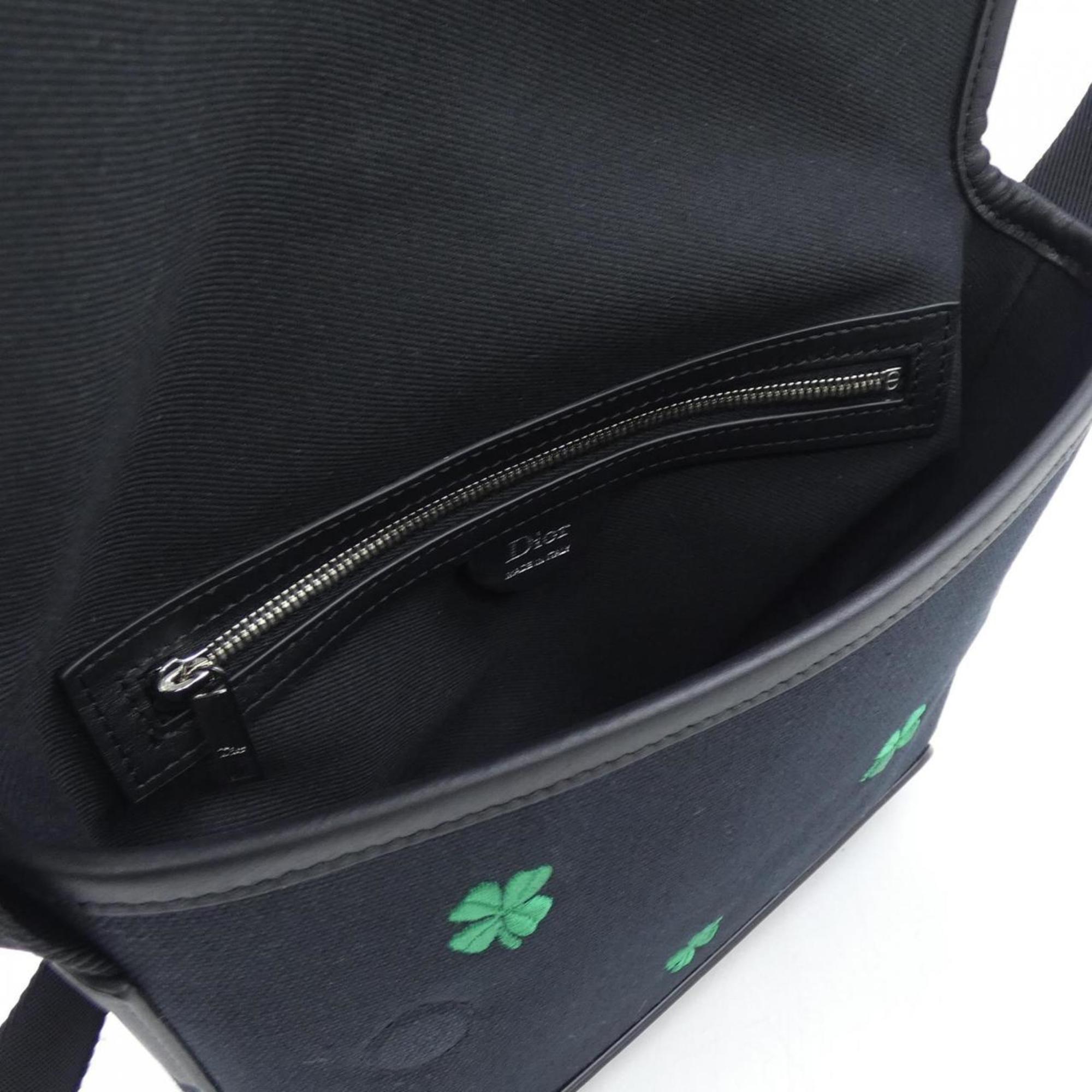 Christian Dior Black Handbag (Pre-Owned)