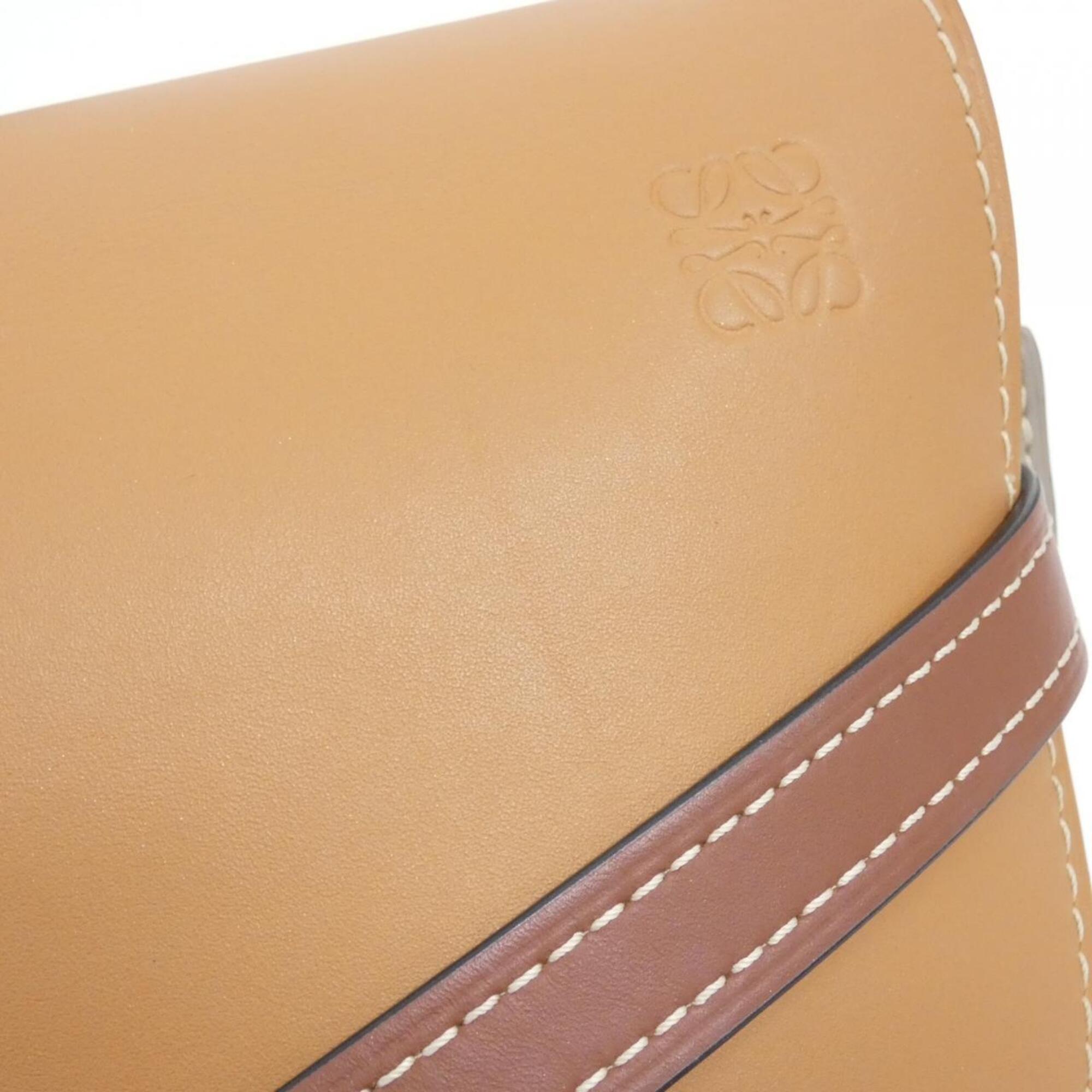 Loewe Gray Leather Shoulder Bag (Pre-Owned)