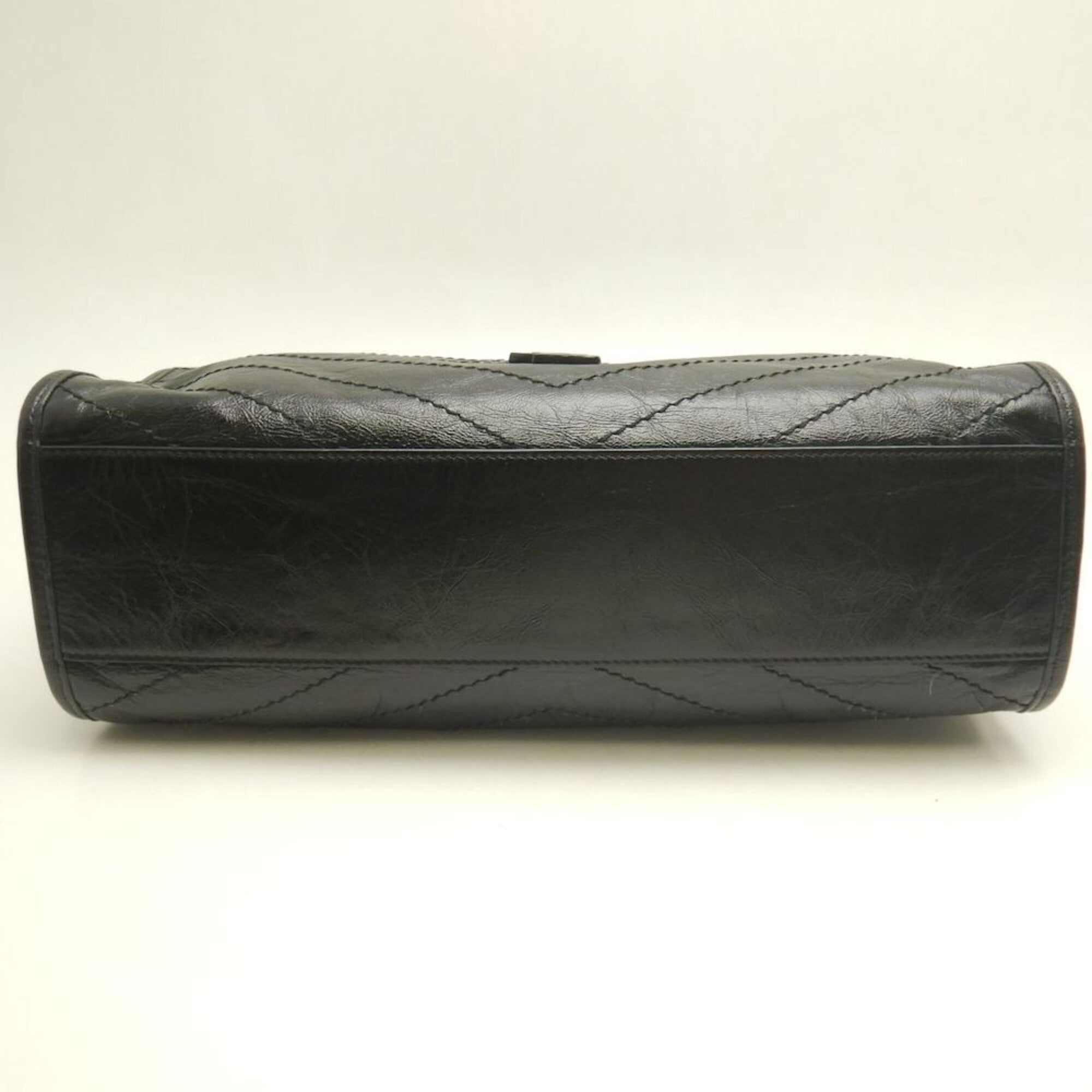 Saint Laurent Black Leather Shoulder Bag (Pre-Owned)