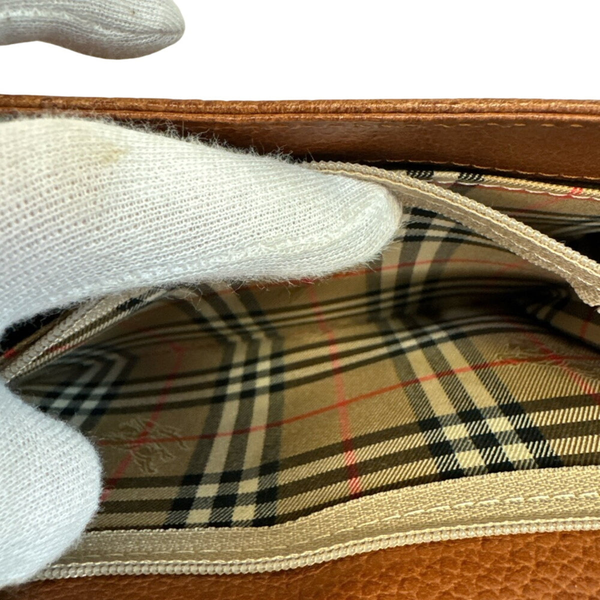 Burberry Brown Leather Shoulder Bag (Pre-Owned)