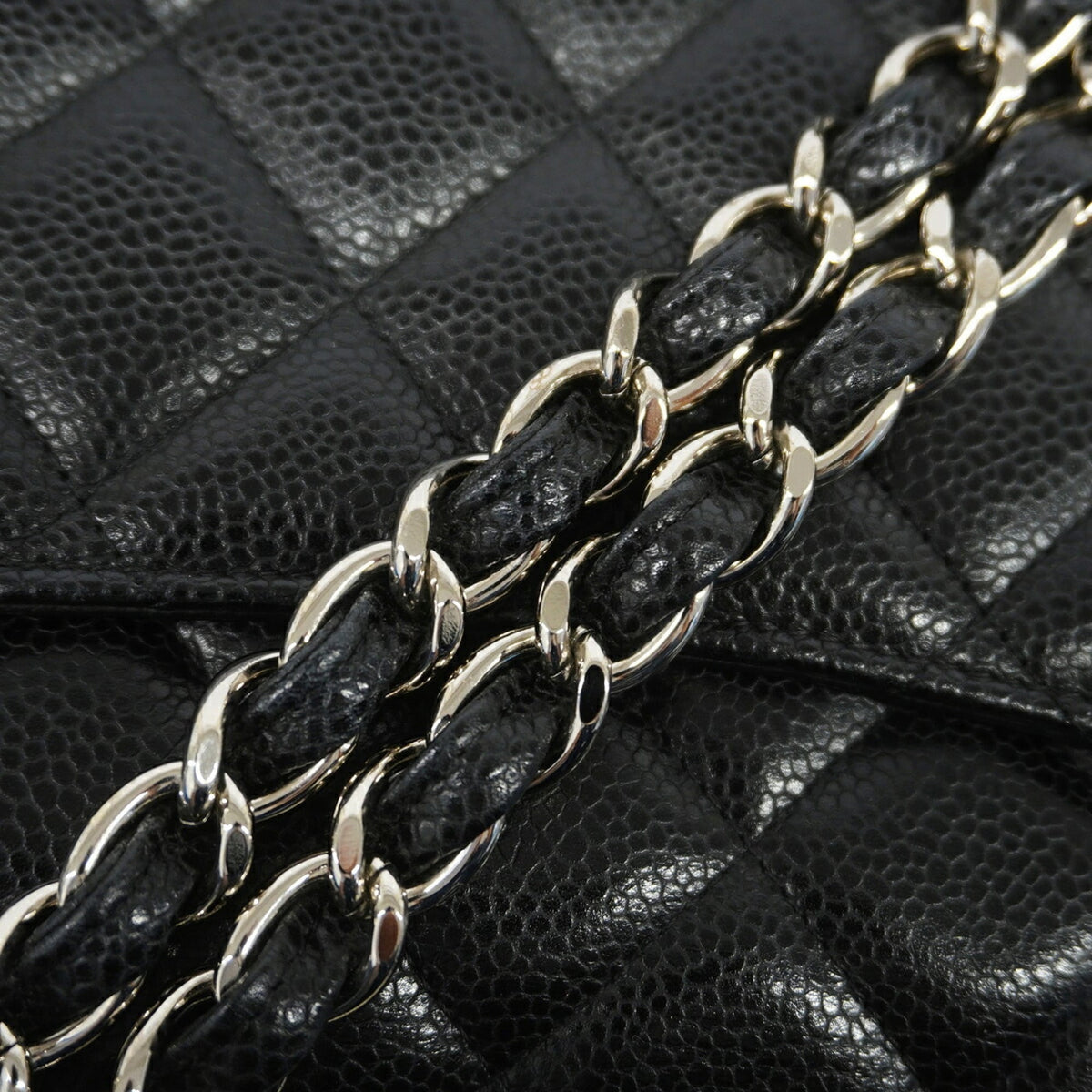 Chanel Black Grained Calfskin Shoulder Bag (Pre-Owned)