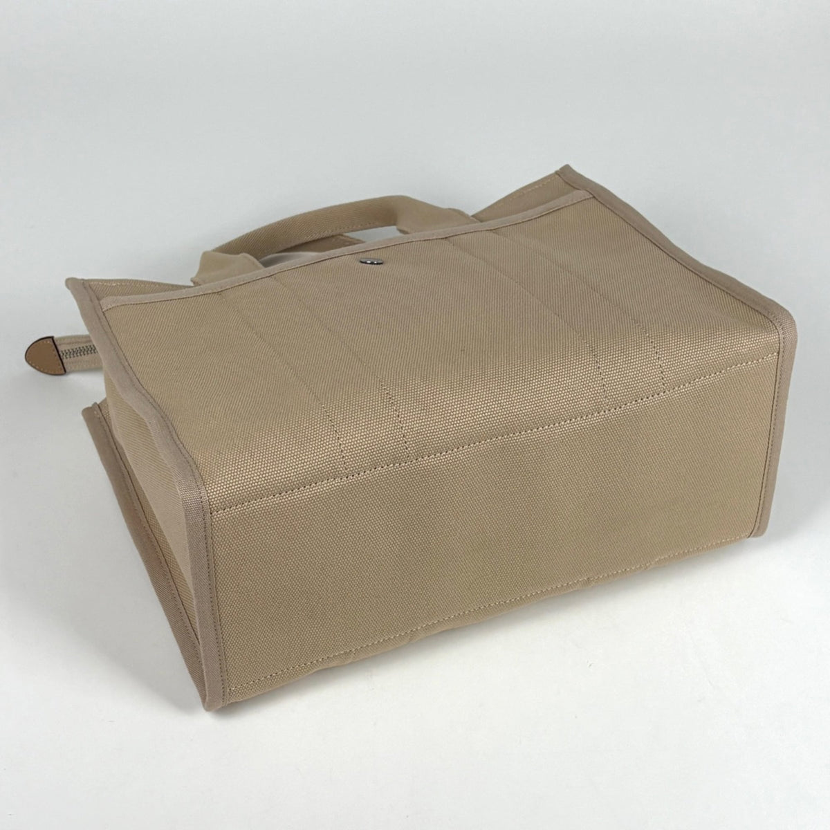 Coach Beige Canvas Leather Tote Bag (Pre-Owned)