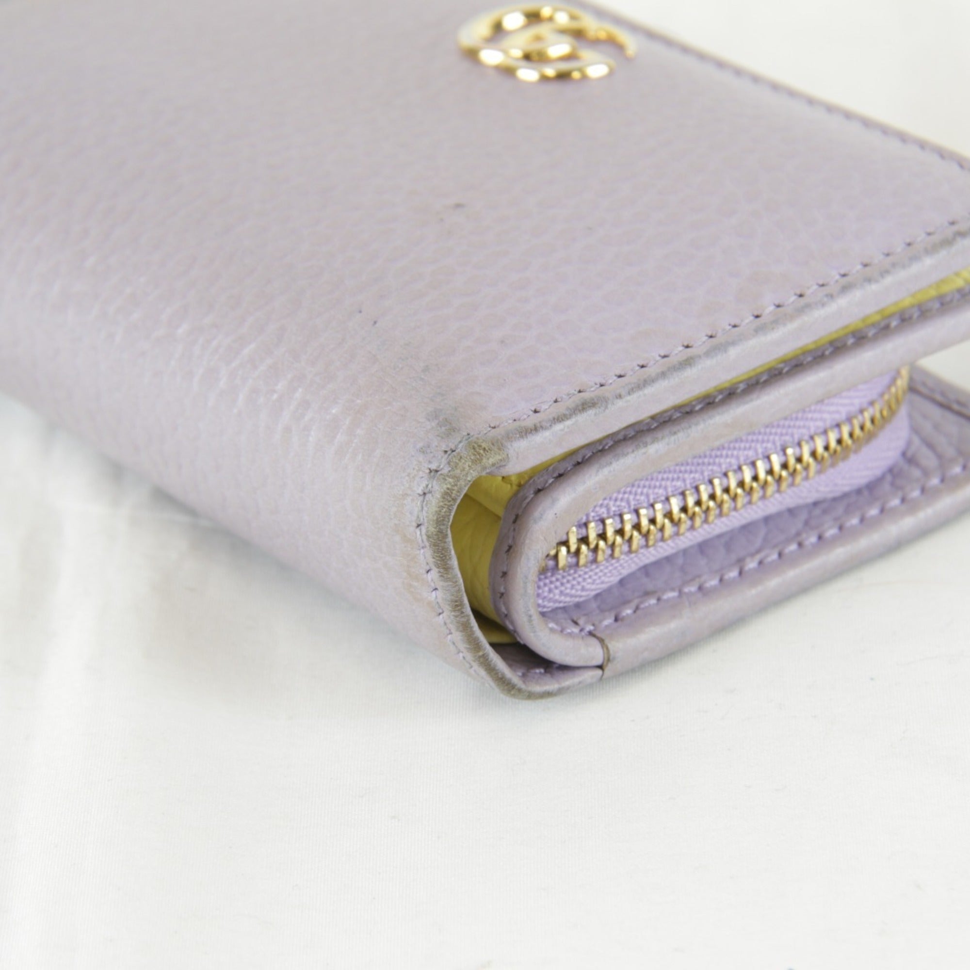 Gucci Purple Leather Wallet (Bi-Fold) (Pre-Owned)