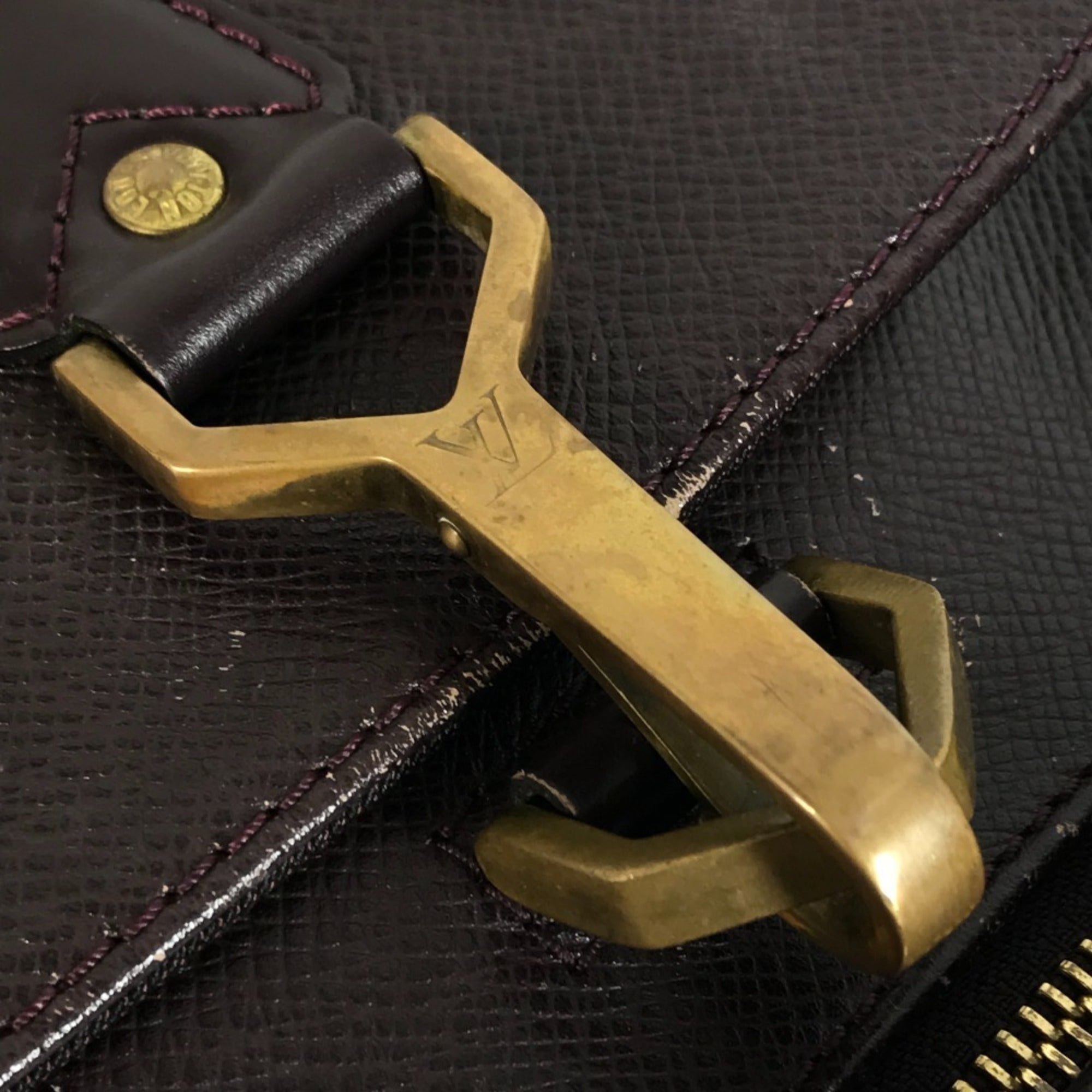 Louis Vuitton Acajou Taiga Leather Backpack (Pre-Owned)