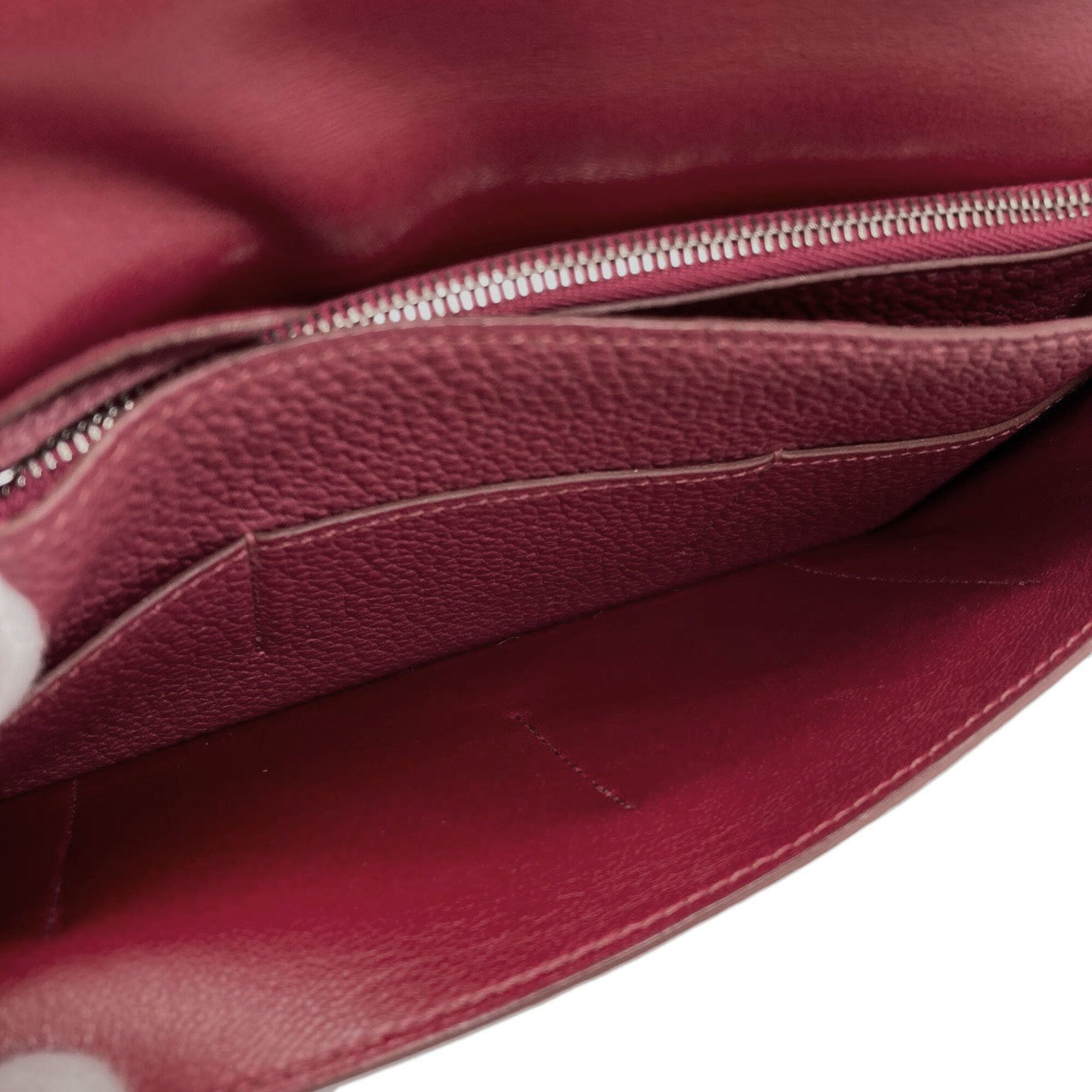 Hermes Red Color Togo Leather Long Wallet (Bi-Fold) (Pre-Owned)