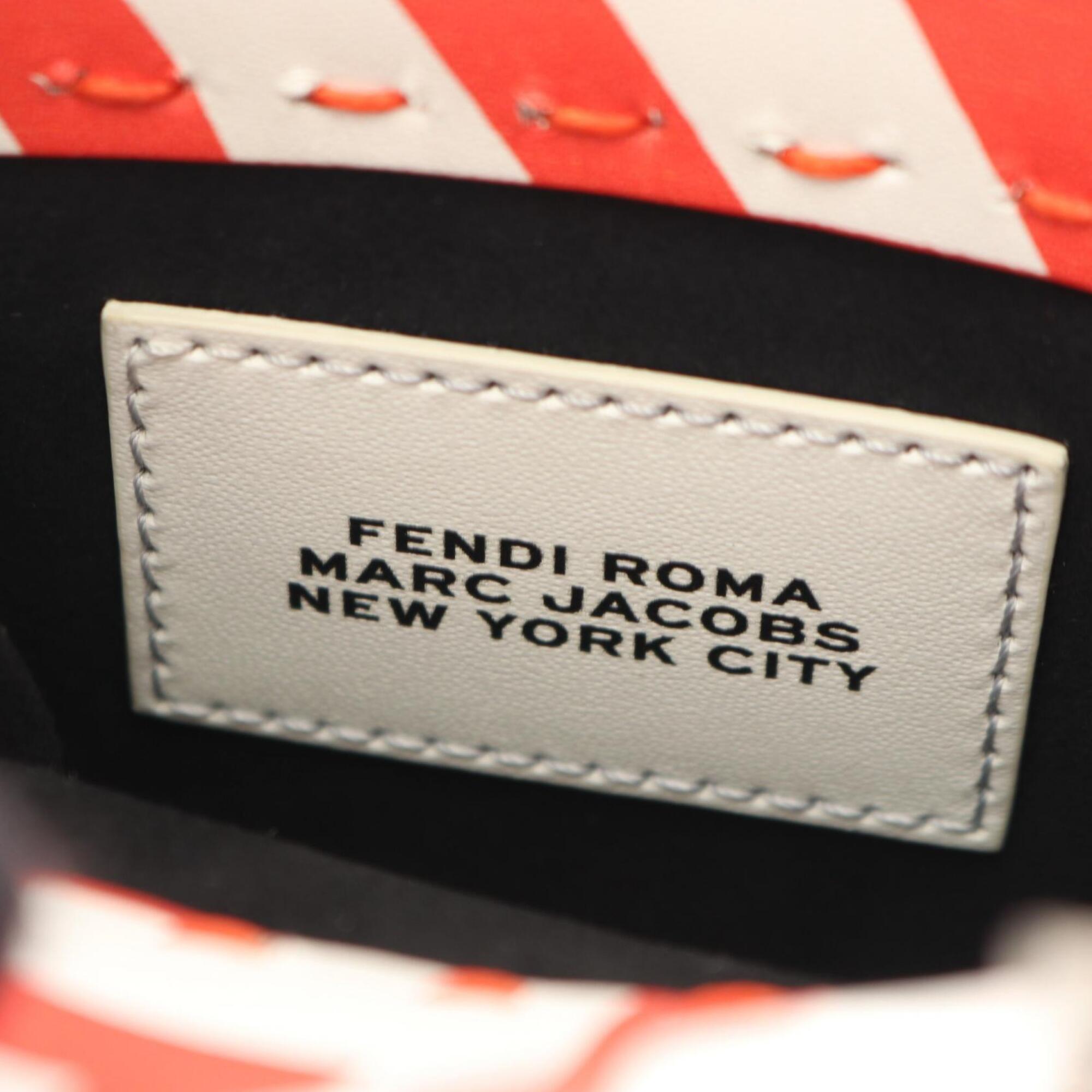Fendi Red Color White Leather Handbag (Pre-Owned)