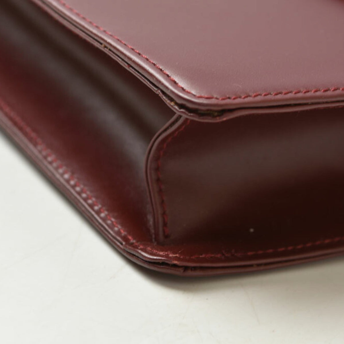 Cartier Bordeaux Leather Clutch Bag (Pre-Owned)