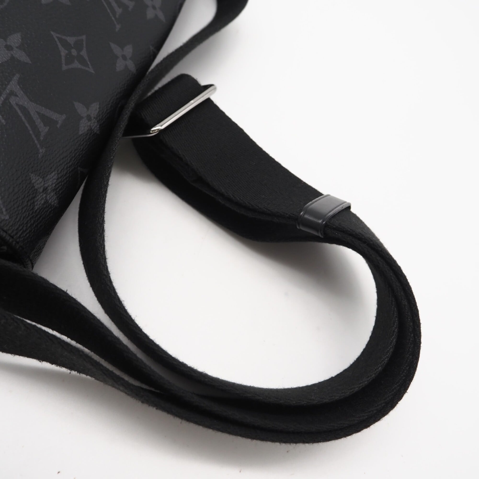 Louis Vuitton Monogram Eclipse Black Gray Coated Canvas Shoulder Bag (Pre-Owned)