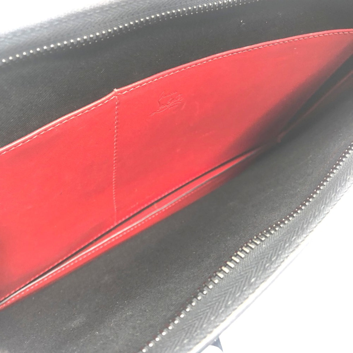 Christian Louboutin White Leather Tote Bag (Pre-Owned)