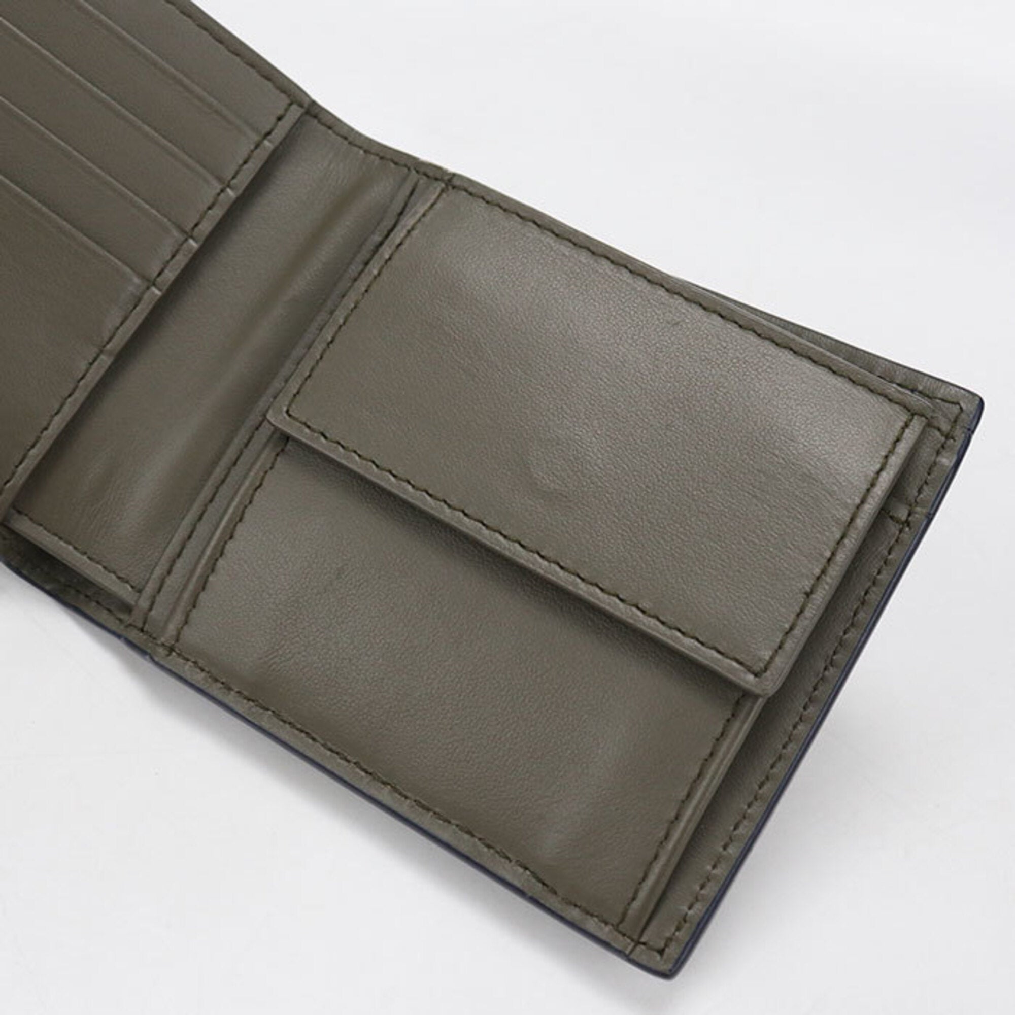 Bottega Veneta Navy Leather Wallet (Bi-Fold) (Pre-Owned)