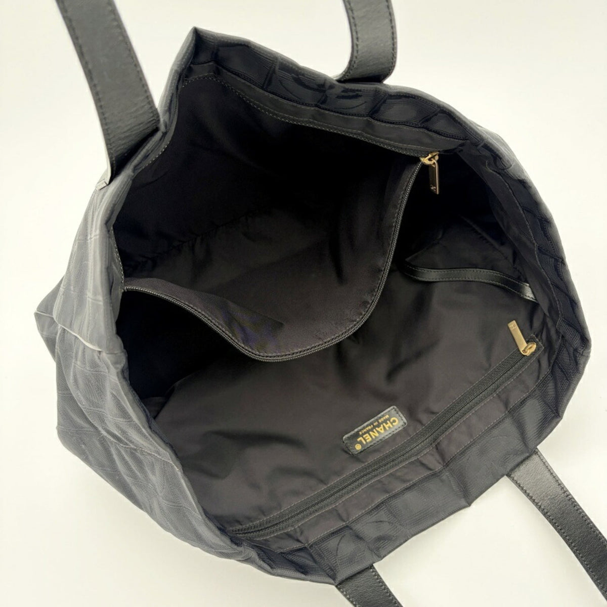 Chanel Black Nylon Jacquard Leather Tote Bag (Pre-Owned)
