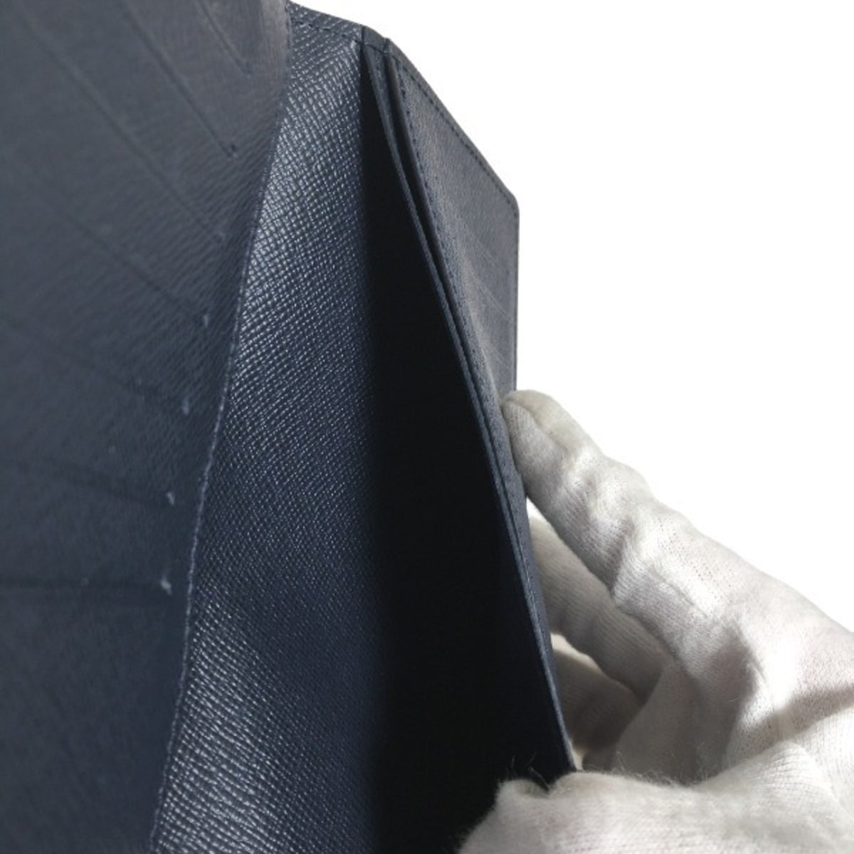 Louis Vuitton Navy Blue Epi Leather Long Wallet (Bi-Fold) (Pre-Owned)