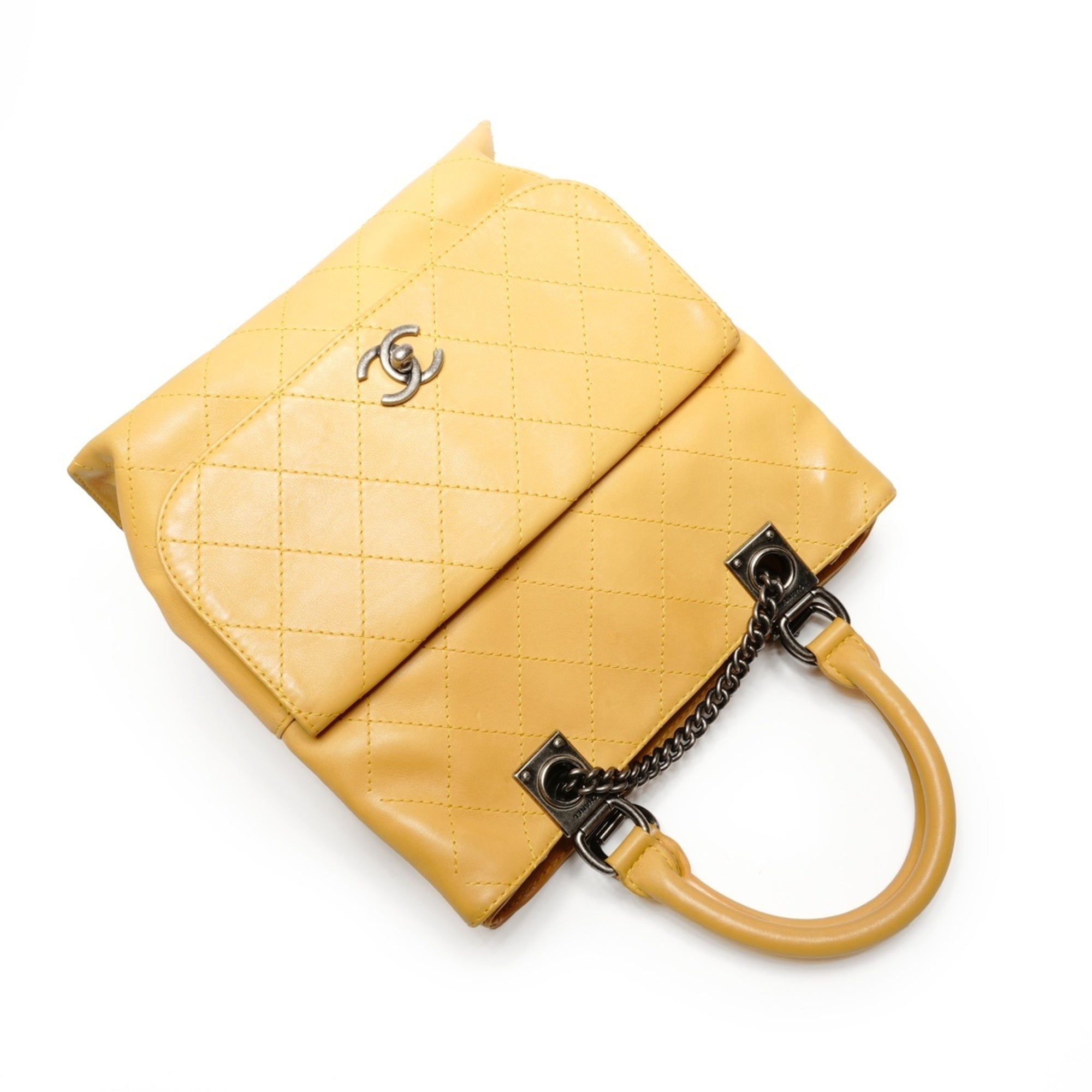 Chanel Yellow Handbag (Pre-Owned)