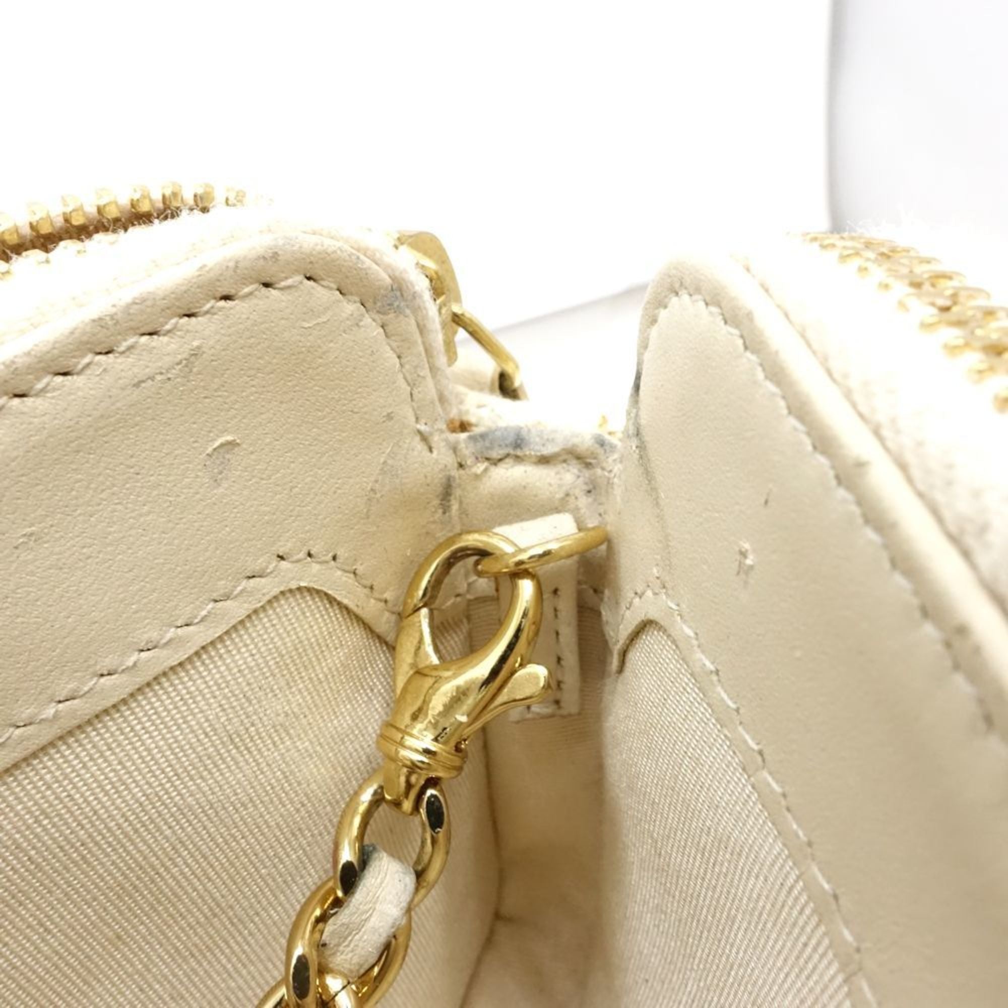 Chanel Beige Canvas Shoulder Bag (Pre-Owned)