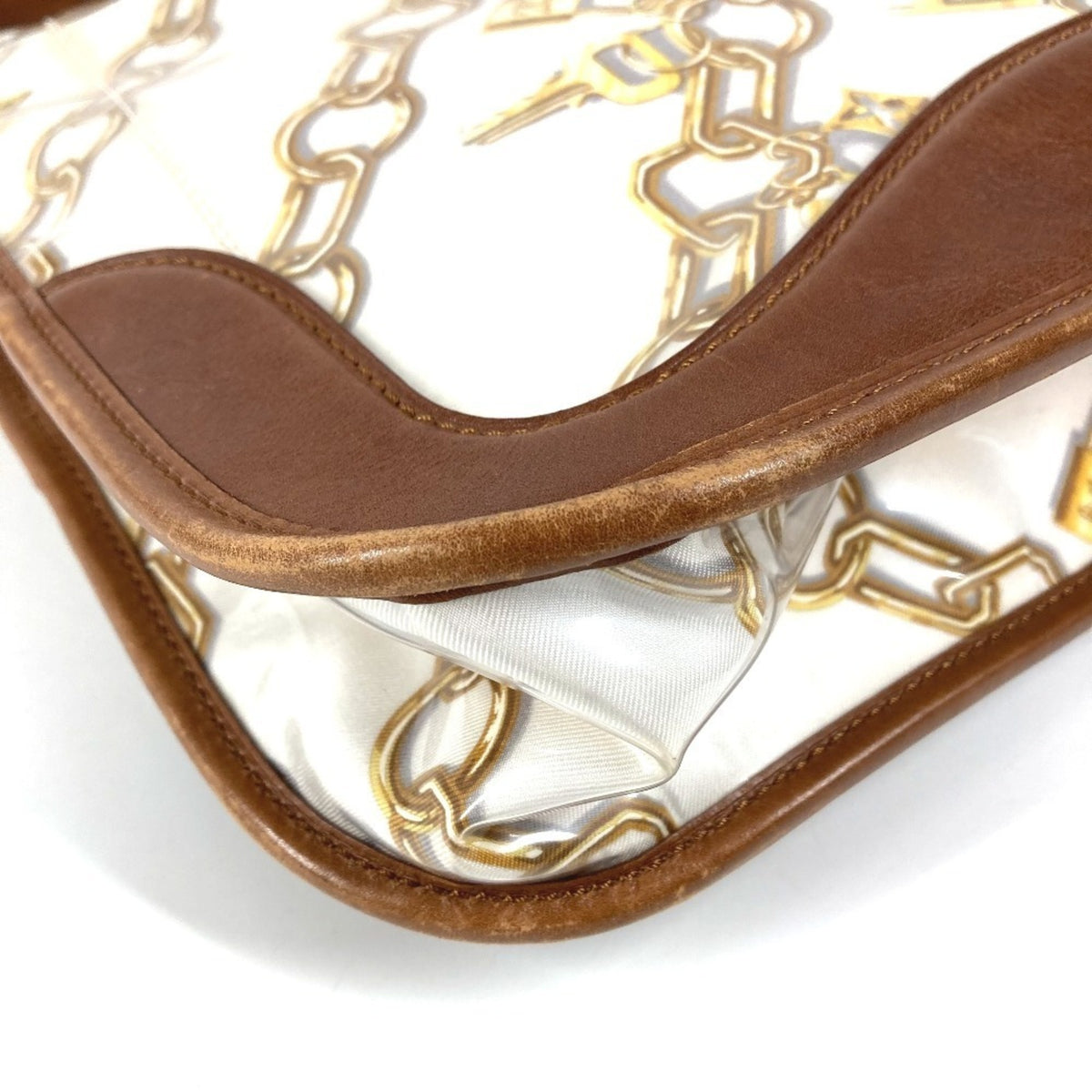 Louis Vuitton Brown White Vinyl Leather Shoulder Bag (Pre-Owned)