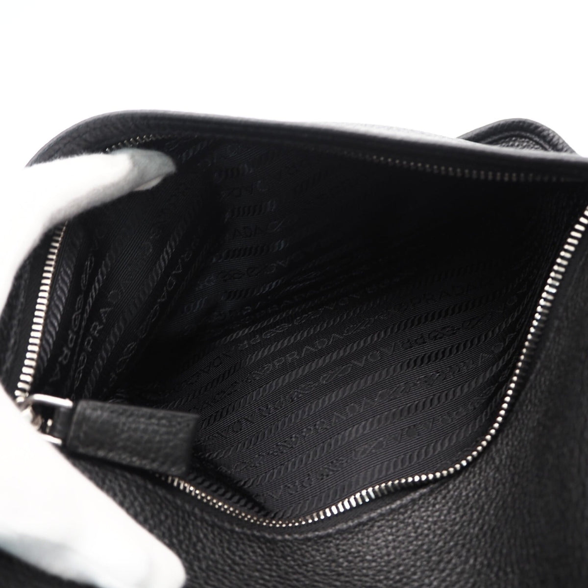 Prada Black Leather Shoulder Bag (Pre-Owned)