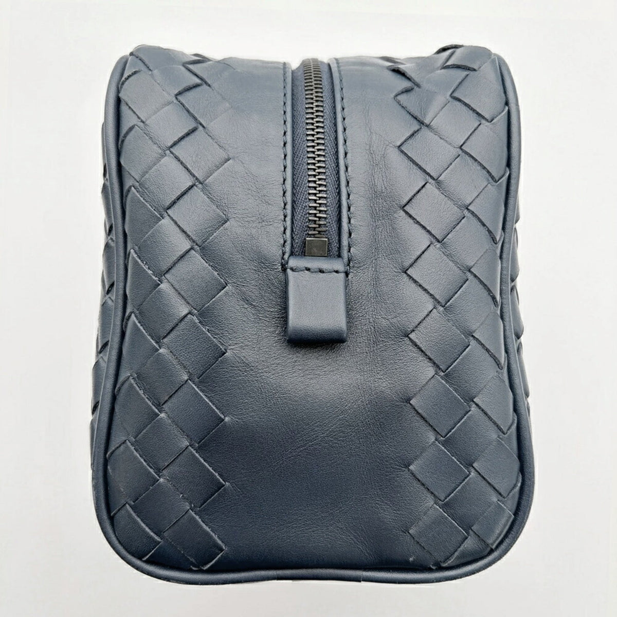 Bottega Veneta Intrecciato Navy Leather Pouch (Pre-Owned)