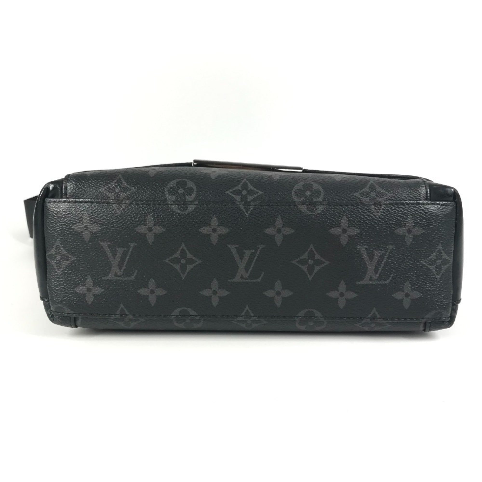 Louis Vuitton Black Monogram Eclipse Monogram Eclipse Messenger Bag Shoulder Bag (Pre-Owned)