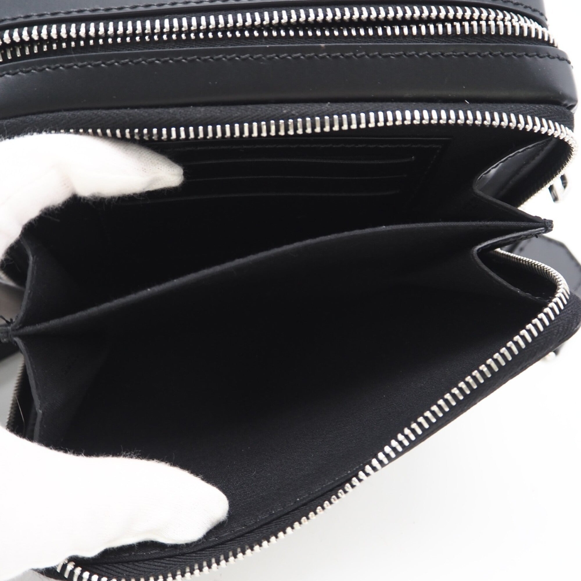 Fendi Black Gray Canvas Leather Pouch Shoulder Bag (Pre-Owned)