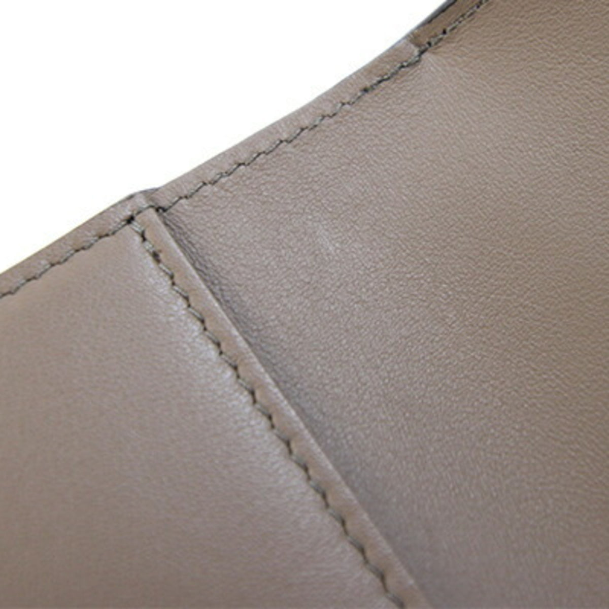 Louis Vuitton Magnolia Leather Wallet (Tri-Fold) (Pre-Owned)