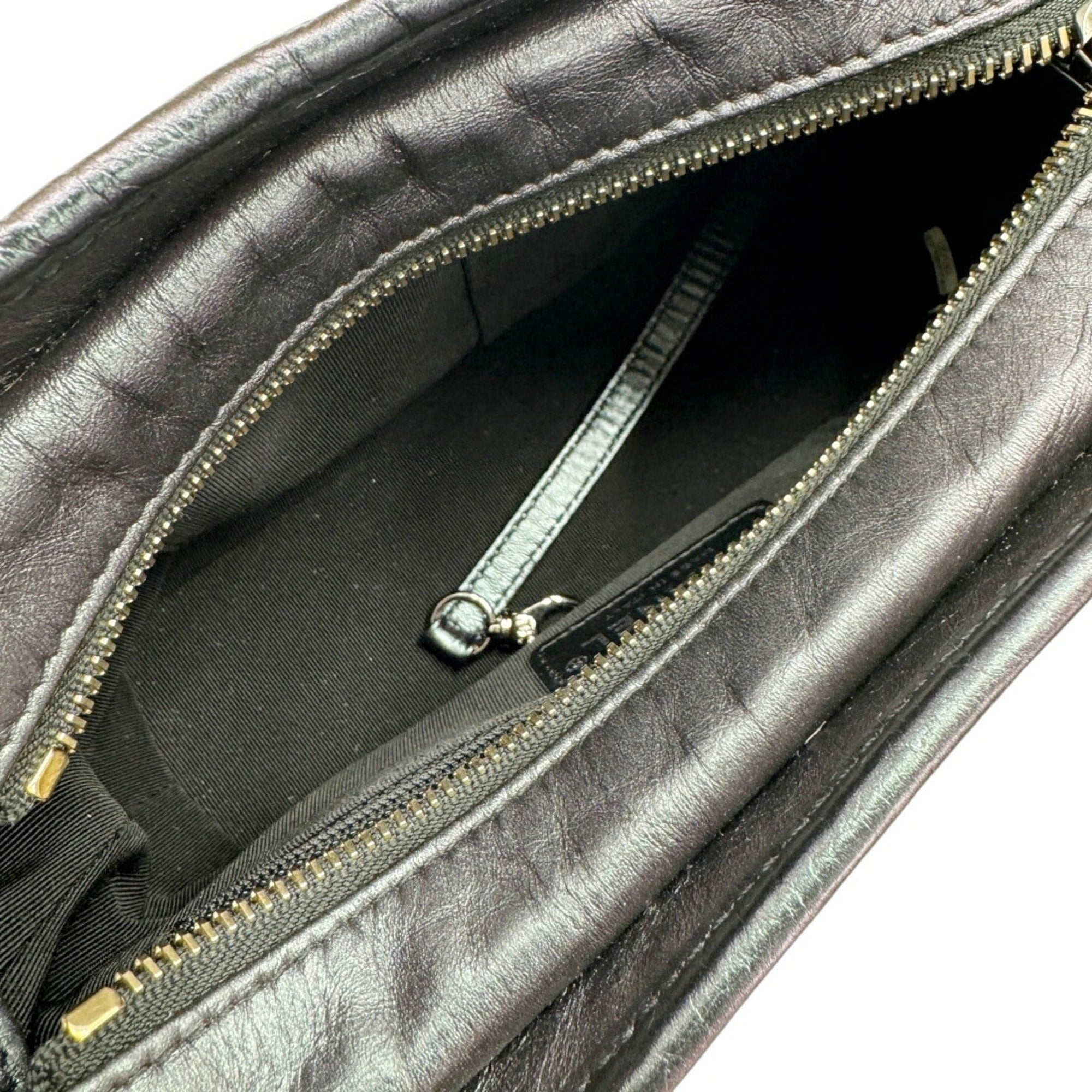 Chanel Metallic Black Leather Shoulder Bag (Pre-Owned)