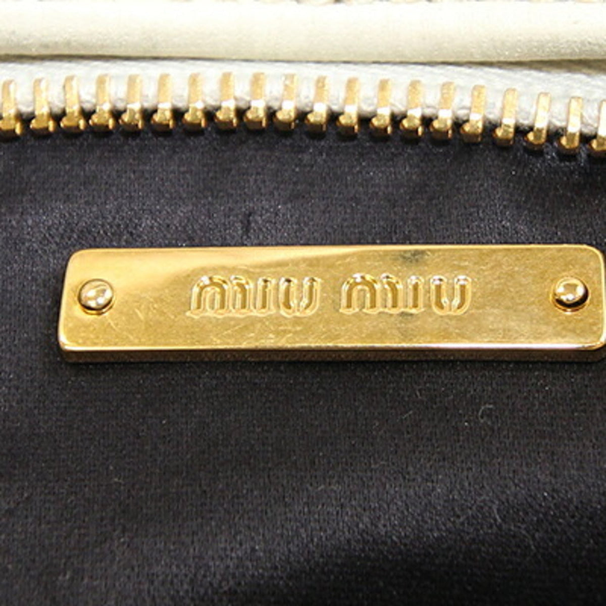 Miu Miu Matelasse Ivory Leather Handbag Shoulder Bag (Pre-Owned)