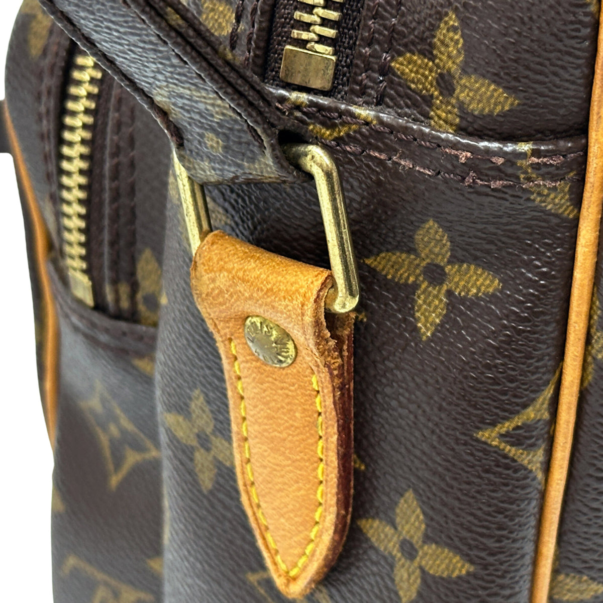 Louis Vuitton Brown Monogram Monogram Shoulder Bag (Pre-Owned)