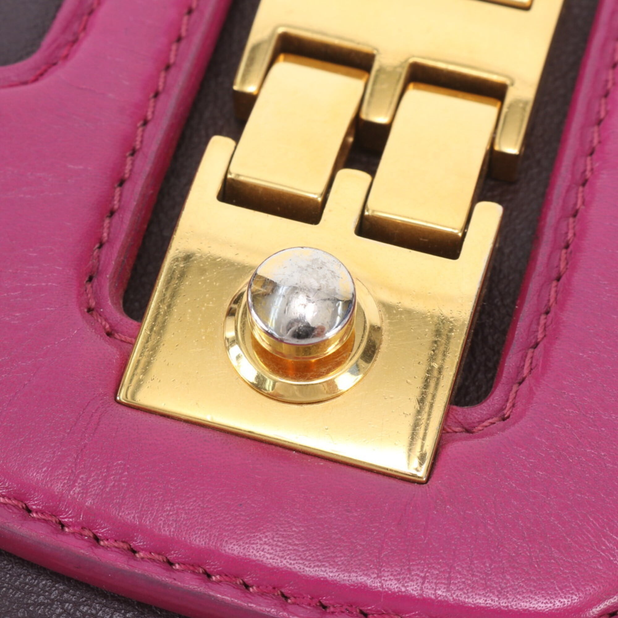 Louis Vuitton Prune Leather Shoulder Bag (Pre-Owned)