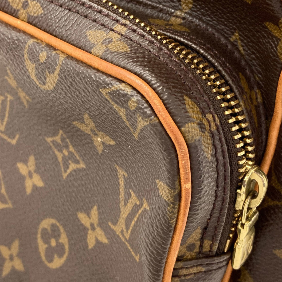 Louis Vuitton Brown Monogram Monogram Canvas Shoulder Bag (Pre-Owned)