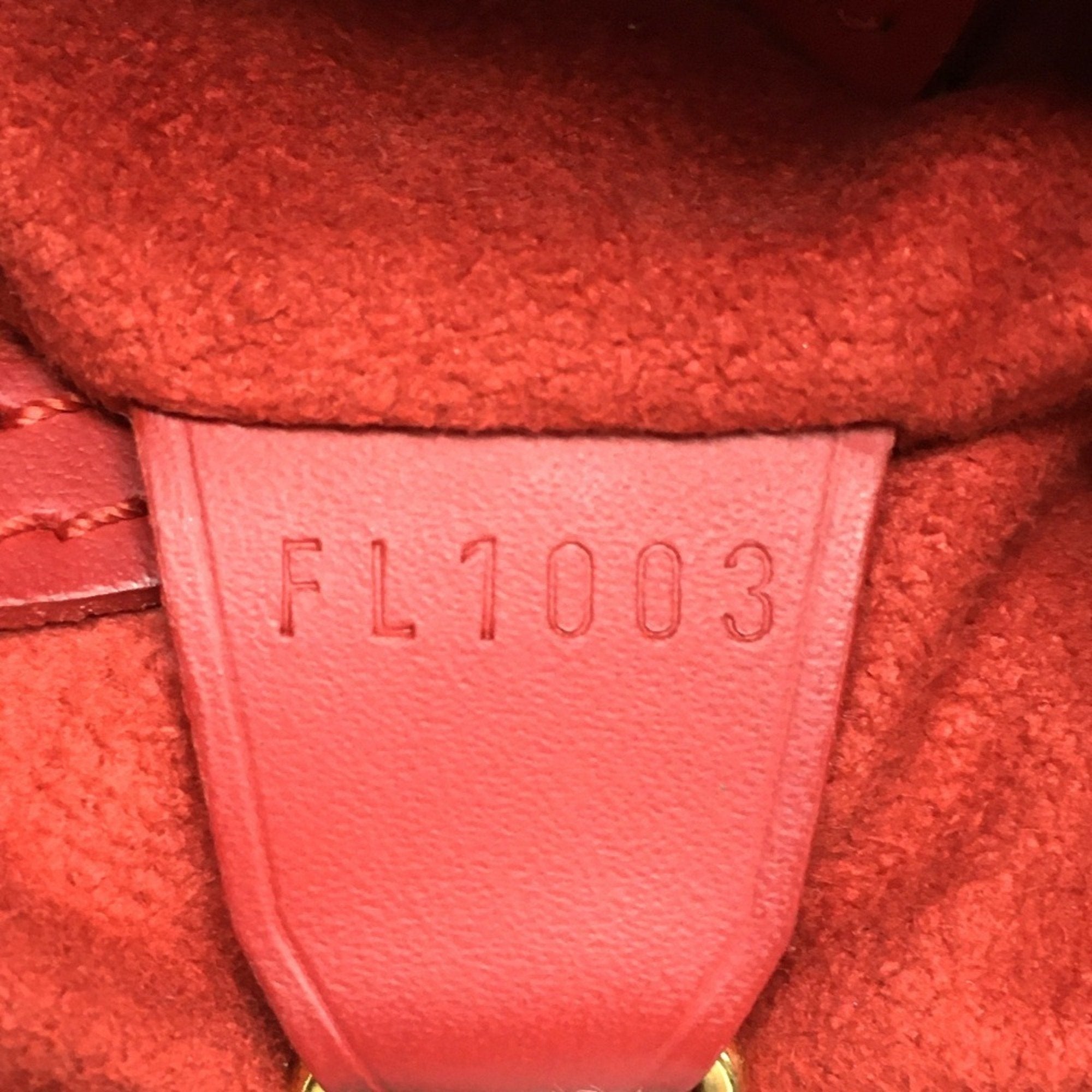 Louis Vuitton Red Leather Shoulder Bag (Pre-Owned)