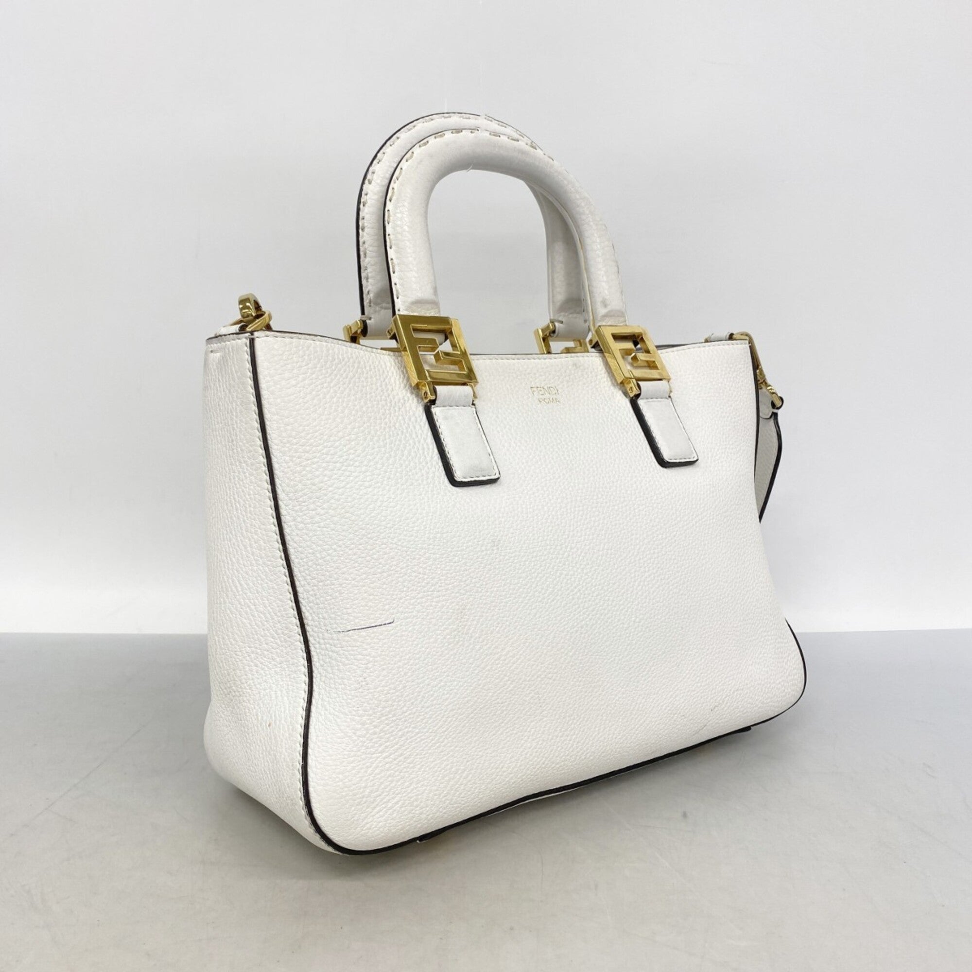 Fendi White Leather Handbag (Pre-Owned)