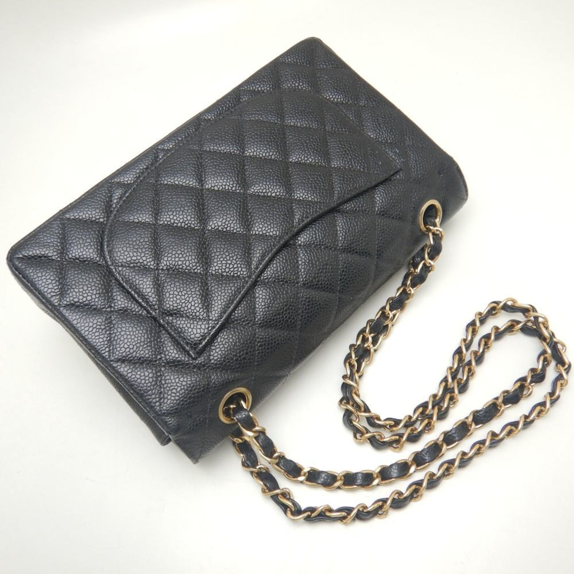 Chanel Black Caviar Leather Shoulder Bag (Pre-Owned)