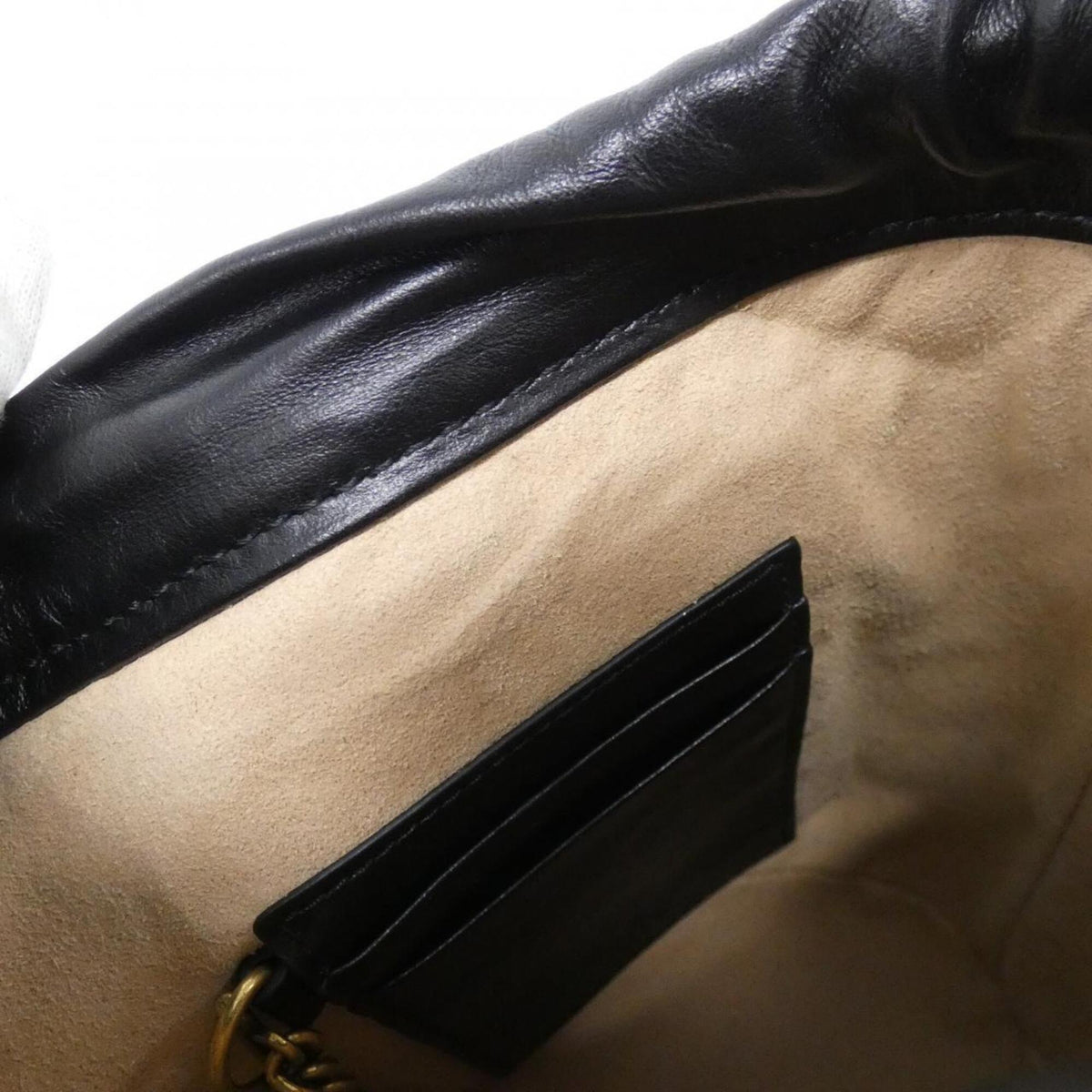 Gucci Black Quilting Leather Shoulder Bag (Pre-Owned)