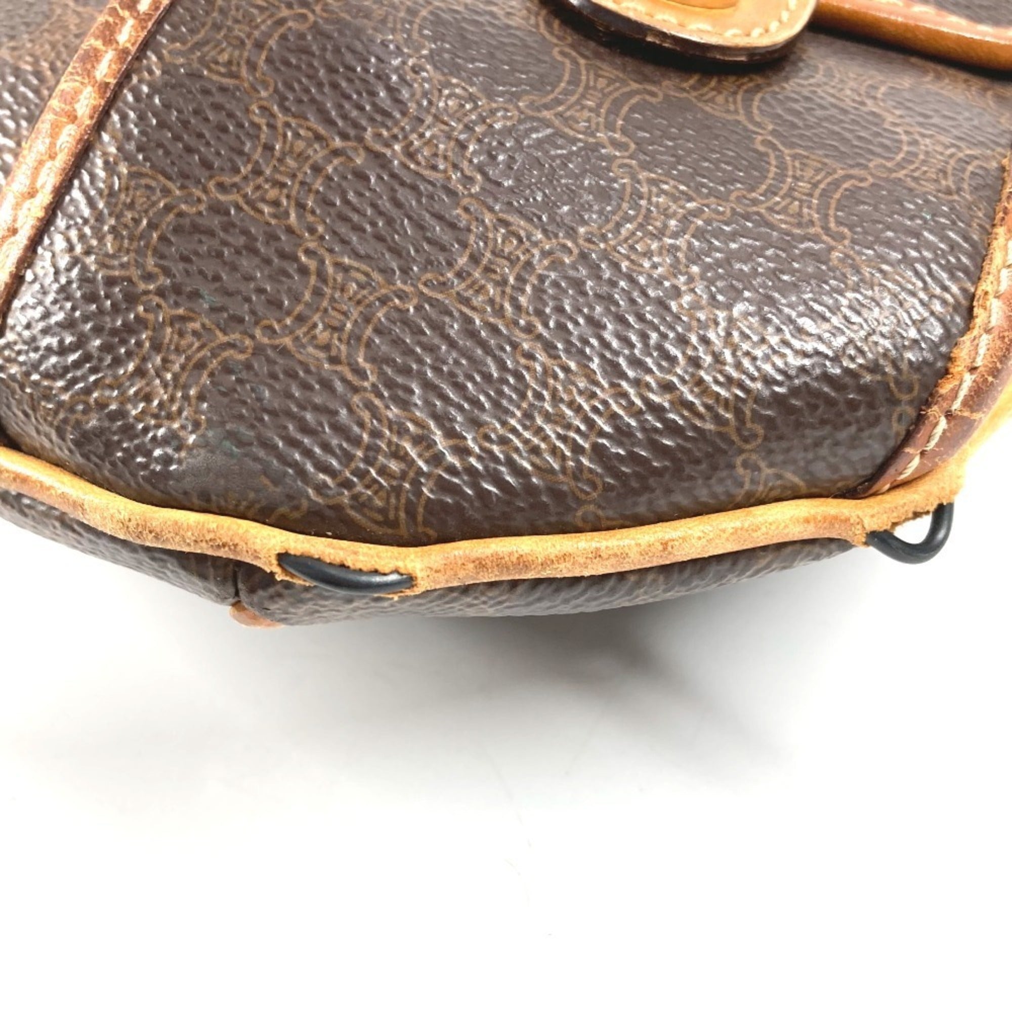 Celine Brown Leather Shoulder Bag (Pre-Owned)