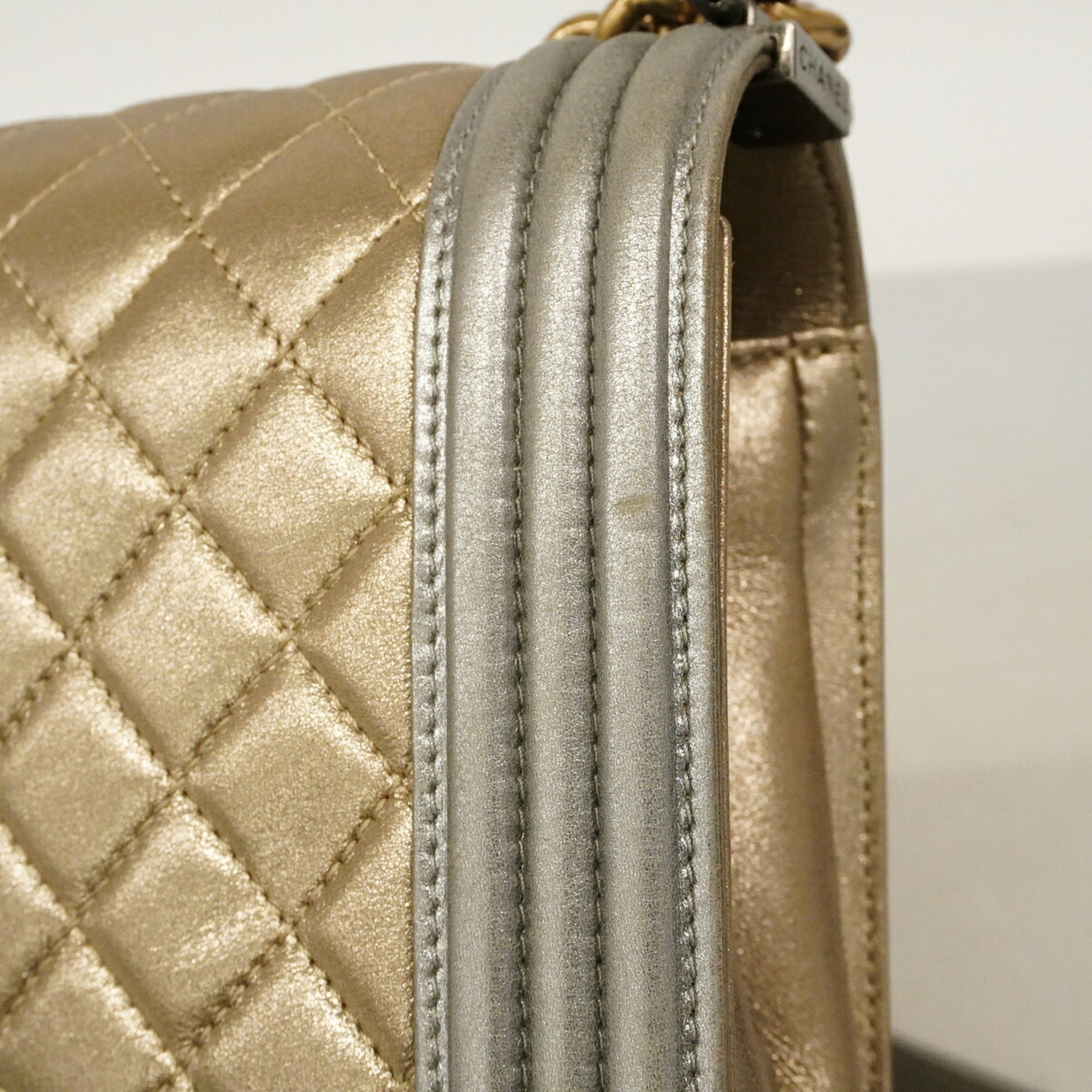 Chanel Gold Silver Leather Shoulder Bag (Pre-Owned)