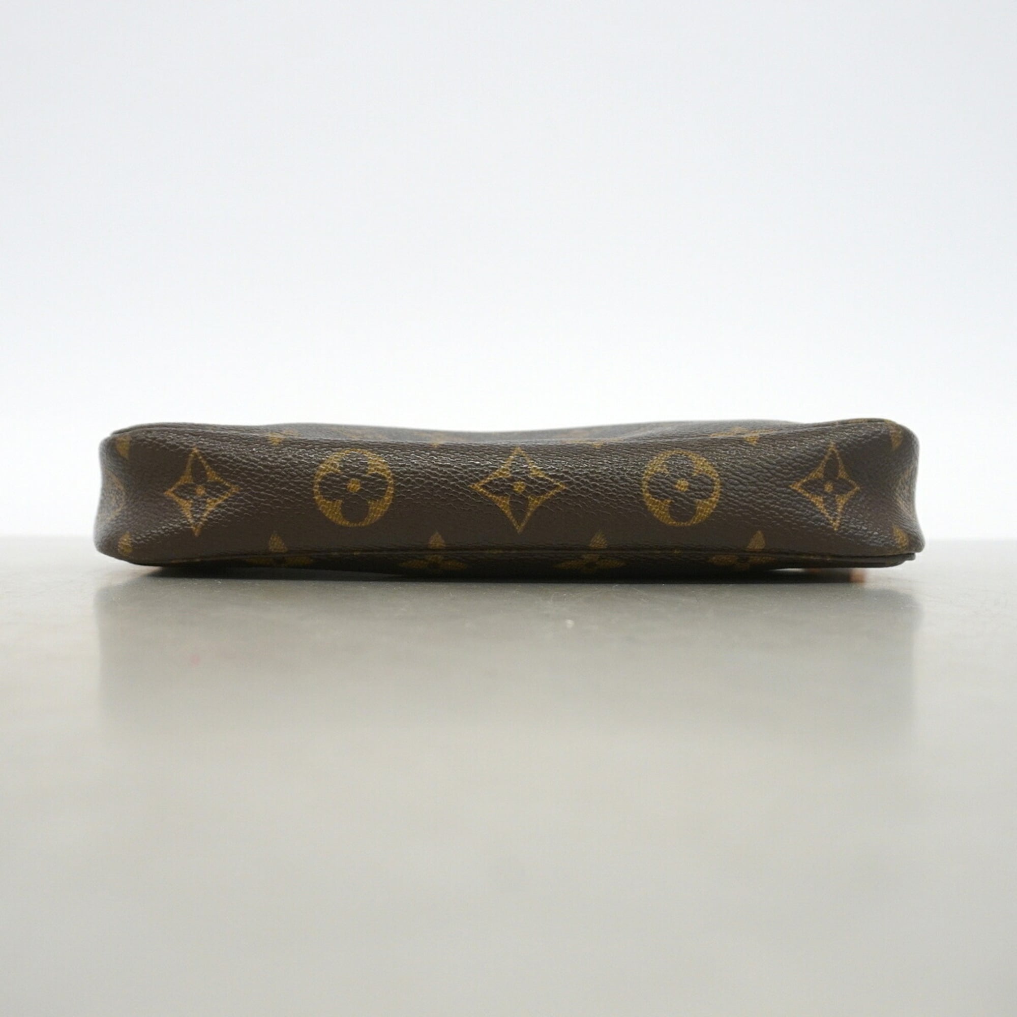 Louis Vuitton Brown Pouch (Pre-Owned)