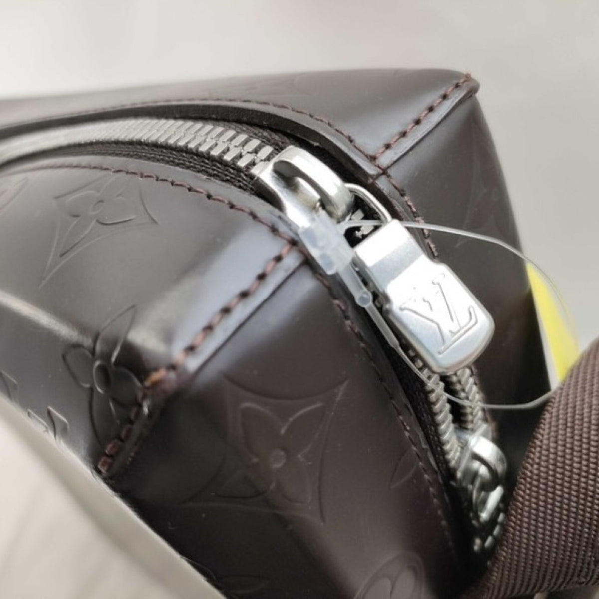 Louis Vuitton Brown Monogram Shoulder Bag (Pre-Owned)