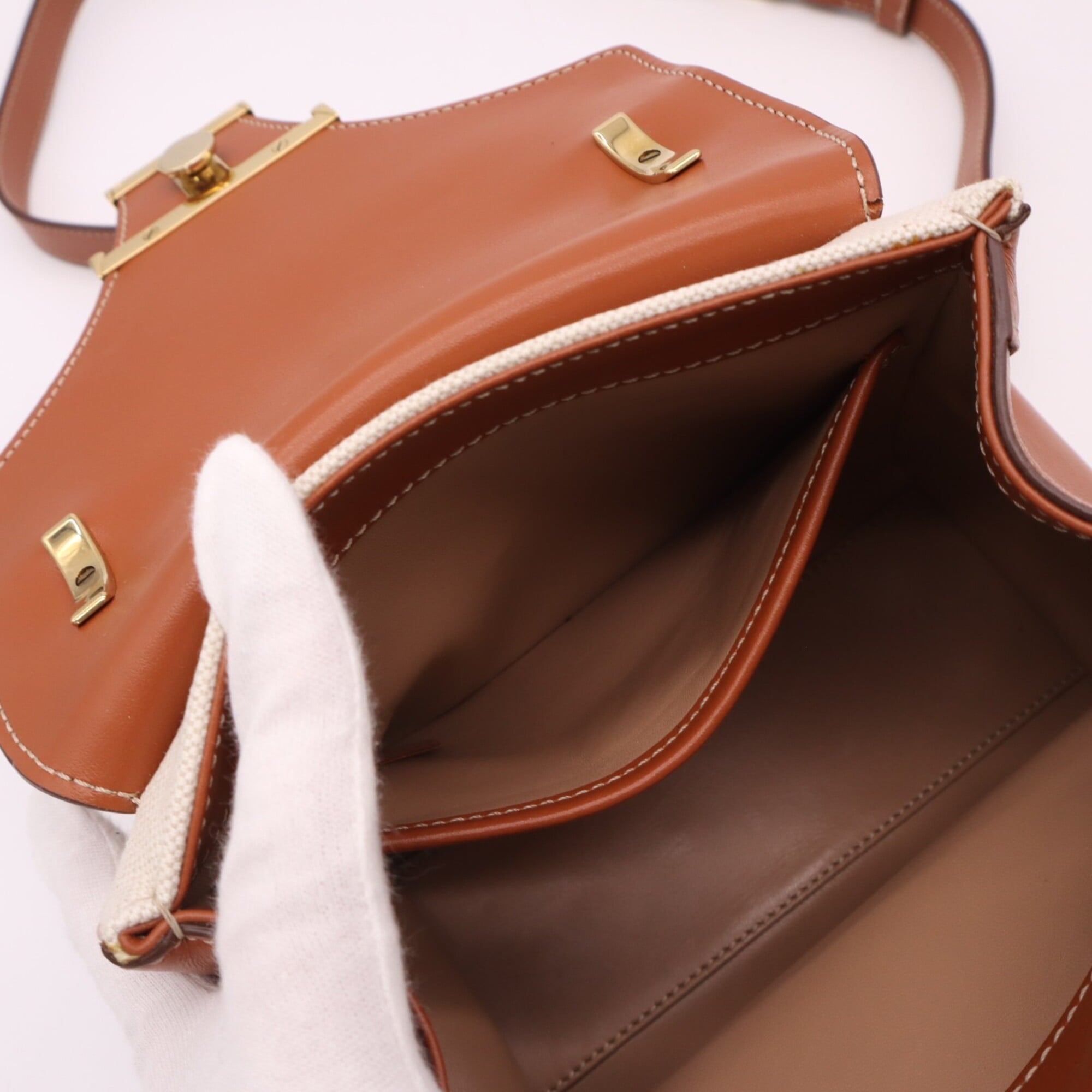 Tod's Beige Brown Canvas Shoulder Bag (Pre-Owned)