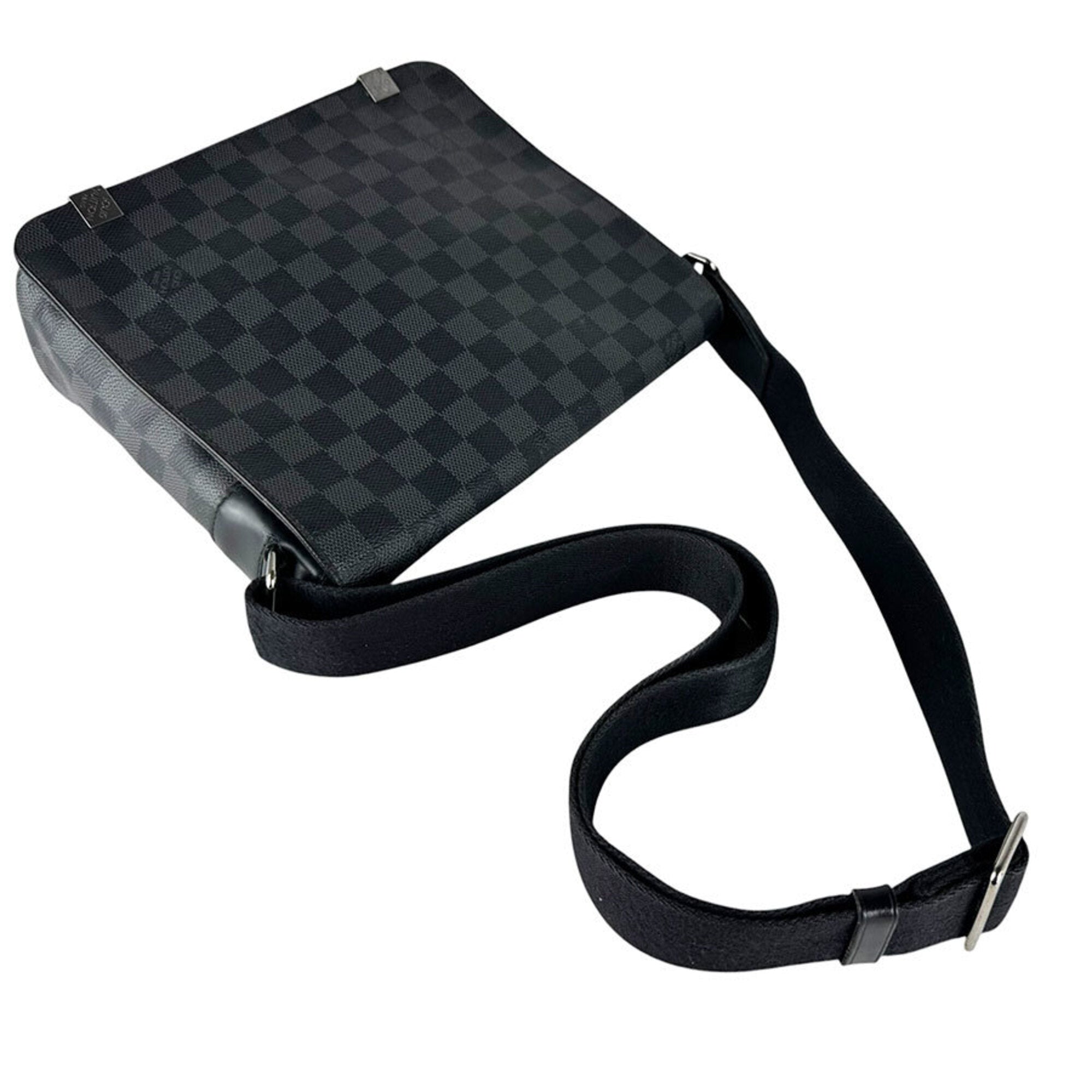Louis Vuitton Black Damier Graphite Damier Graphite Shoulder Bag (Pre-Owned)